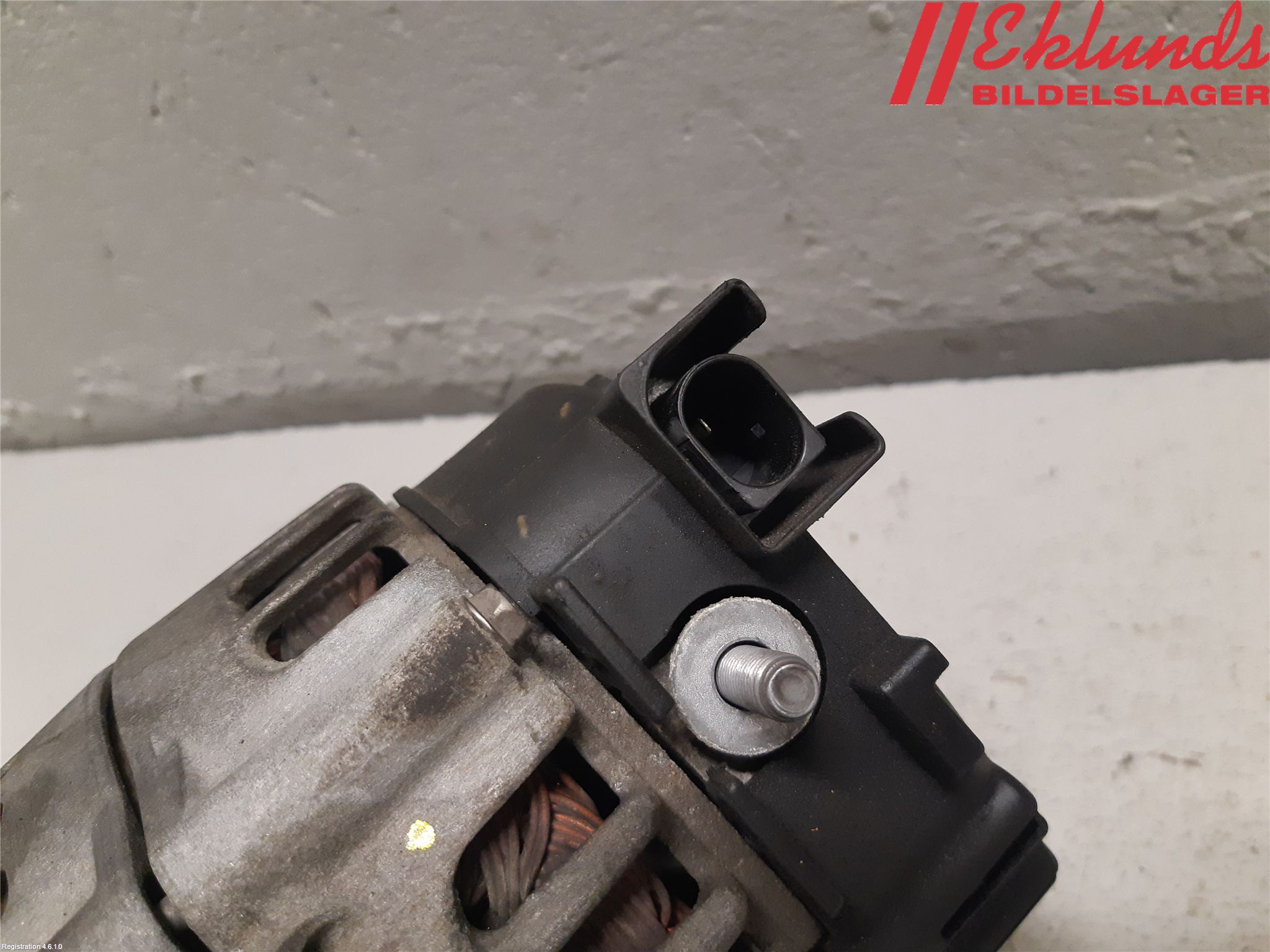 Mercedes-Benz MB E-KLASS (W212) 09-16 Generator