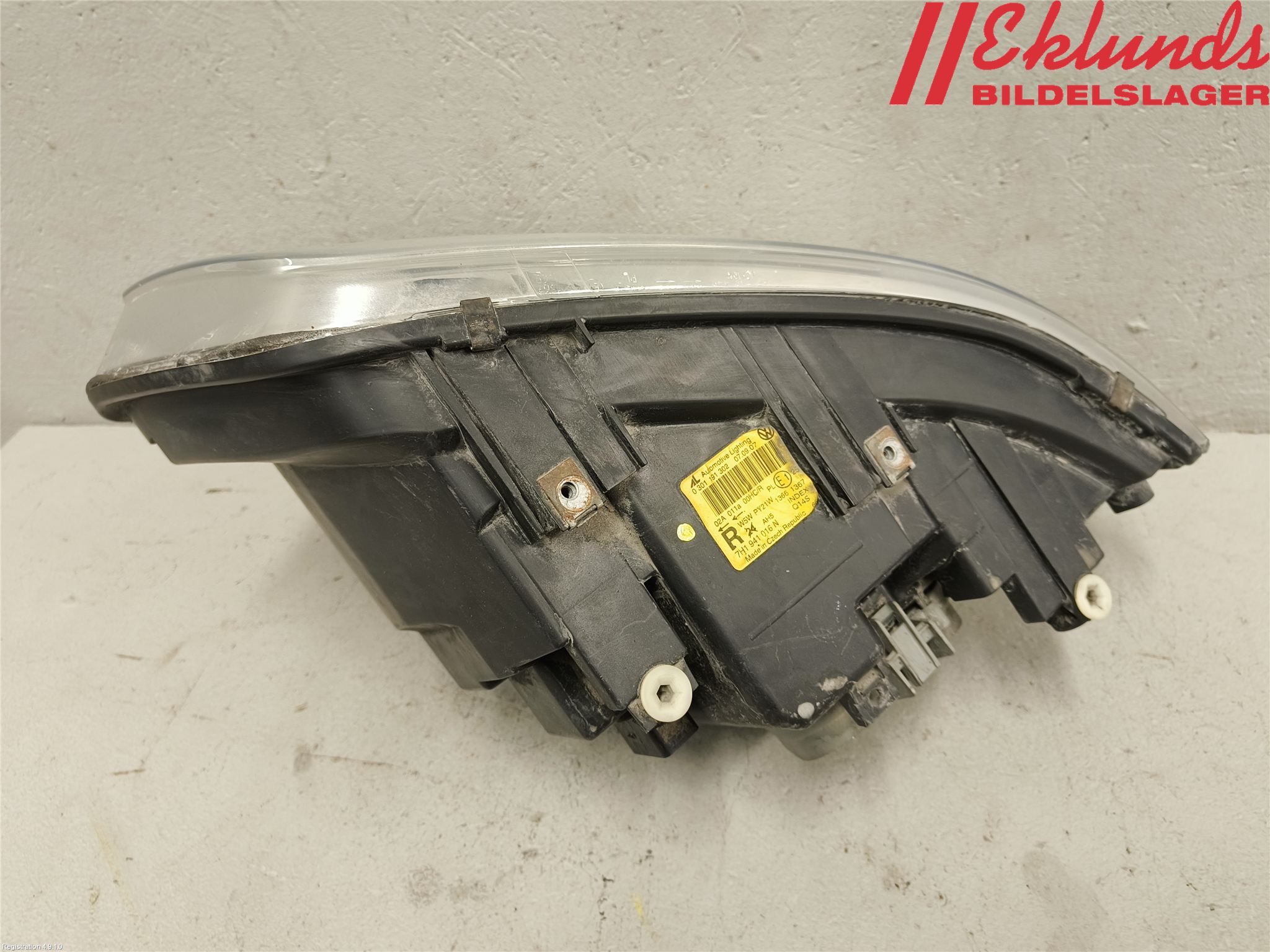 Volkswagen VW TRANSP/CARAVELLE (T5) 04-15 Strålkastare Höger