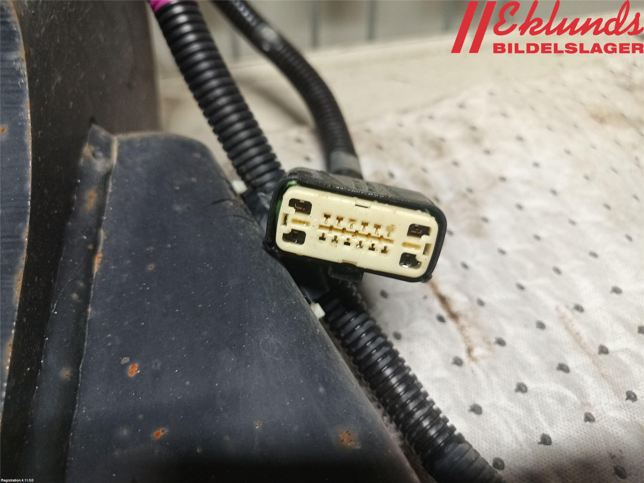 Ford TRANSIT/TOURNEO COURIER 13-23 Dragkrok