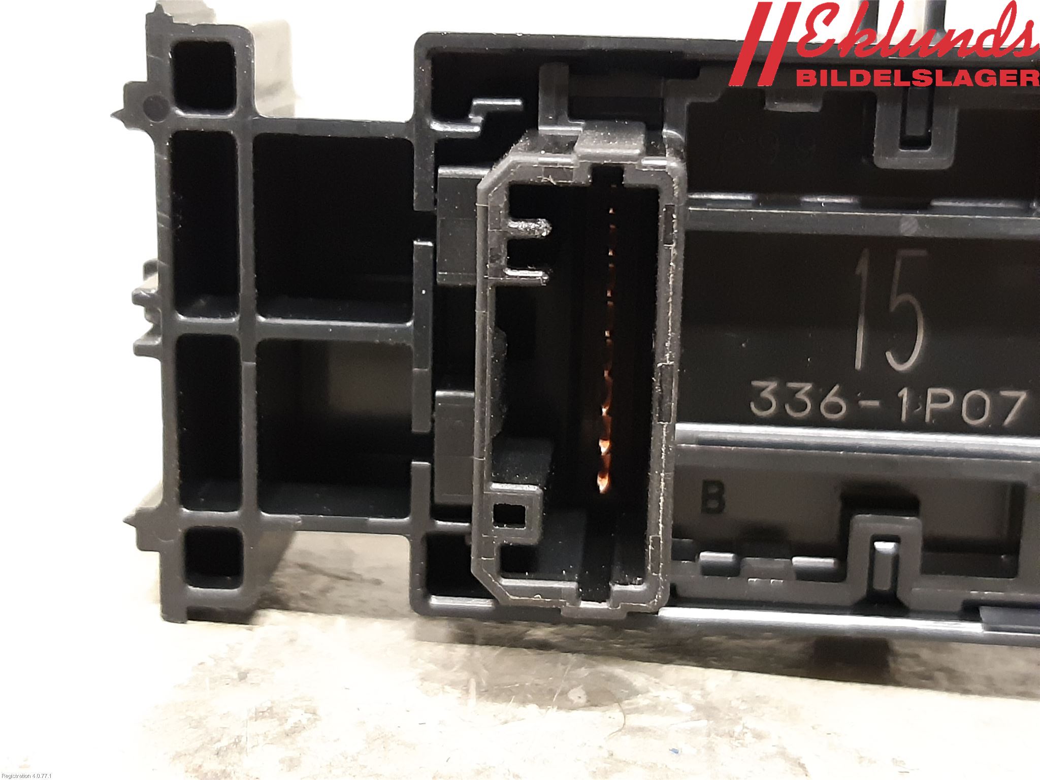 Toyota RAV4 19- Strömställare Elhiss