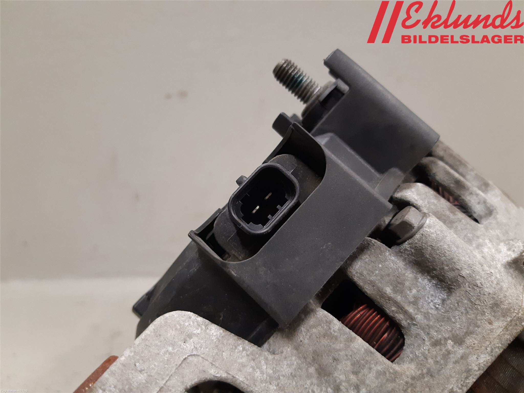 Opel ASTRA J 10-15 Generator