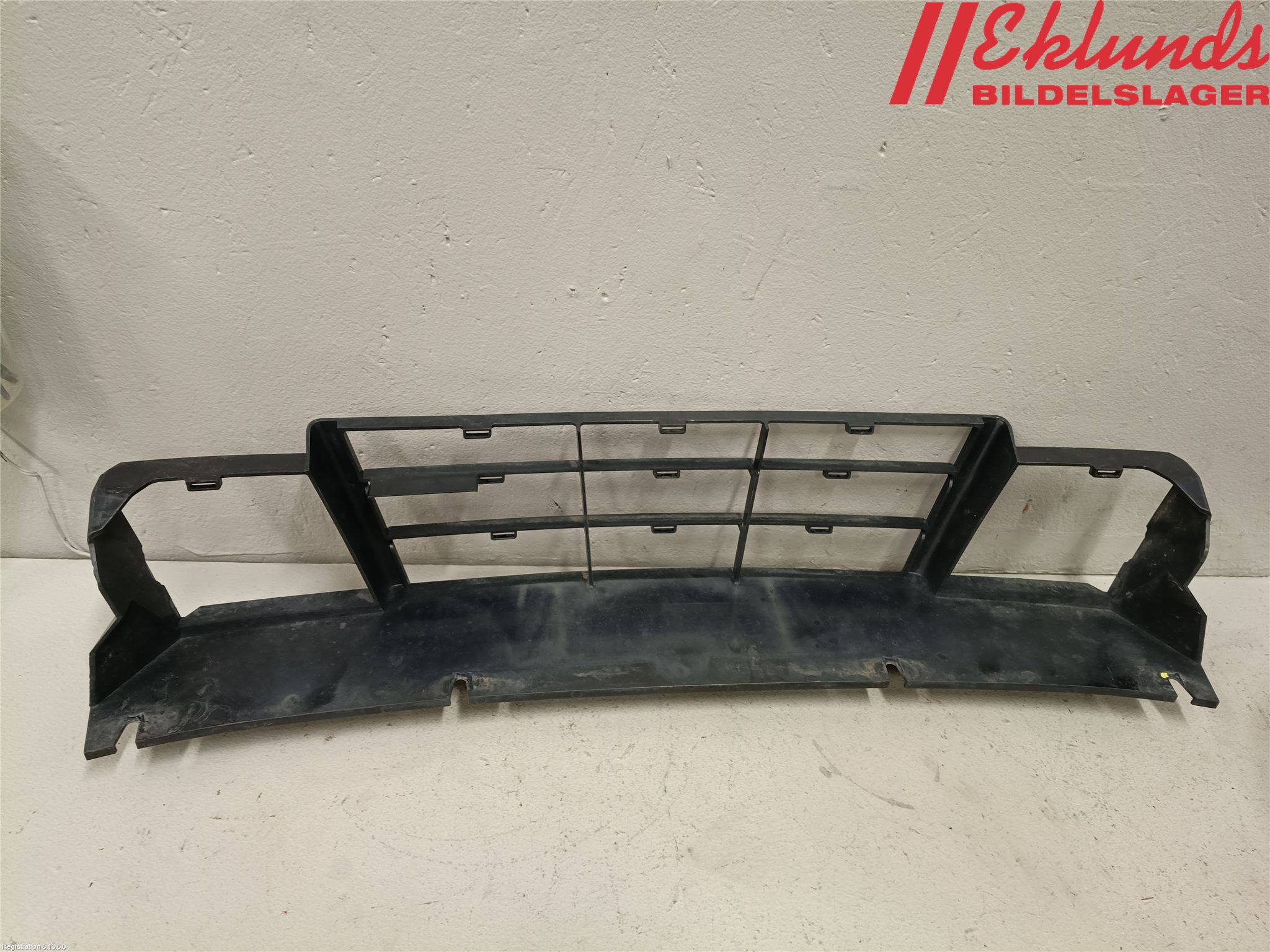 Saab 9-5     06-10 Stöt Utfyllnad-List-Grill
