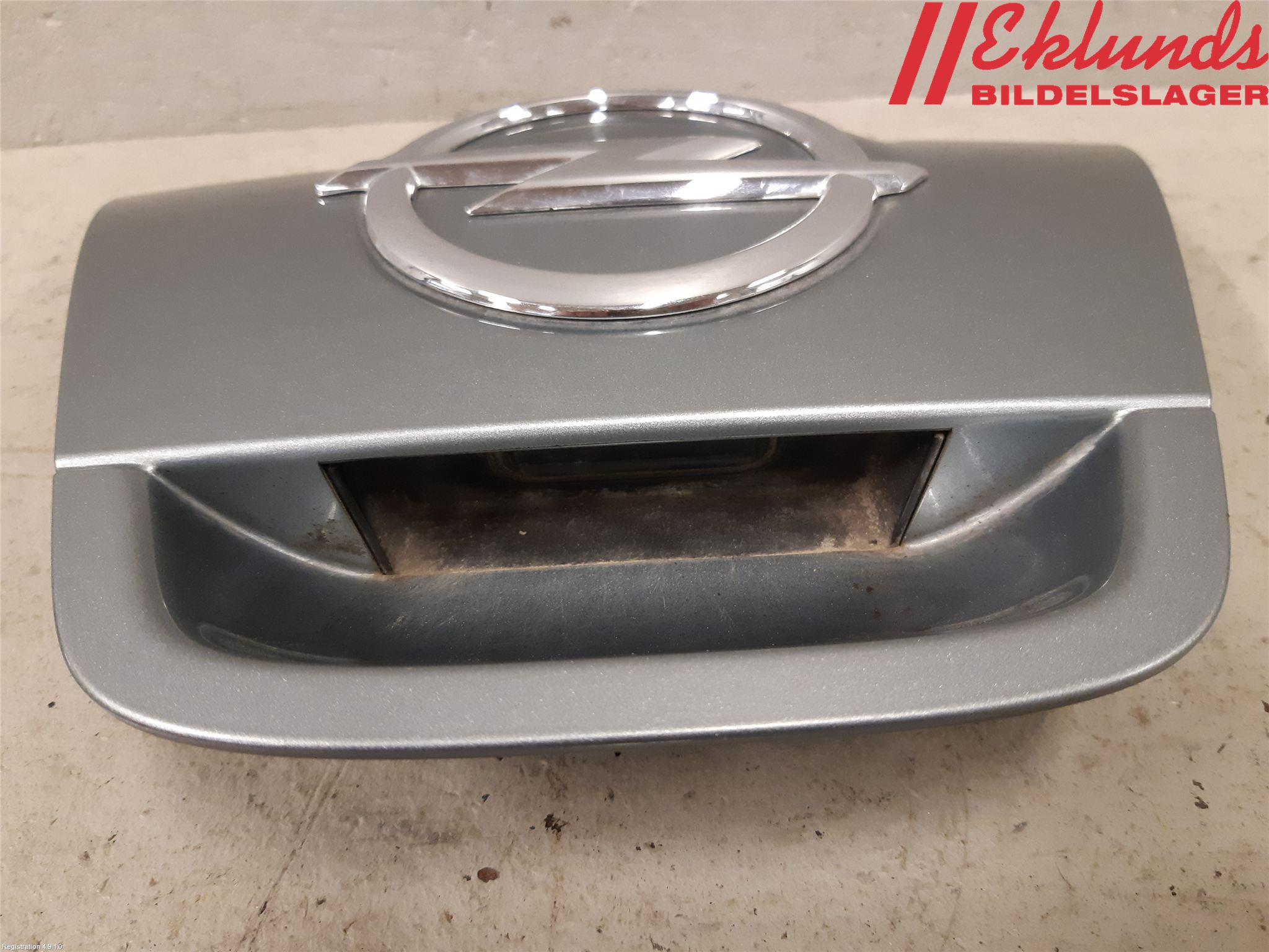 Opel ASTRA J 10-15 Bakluckehandtag