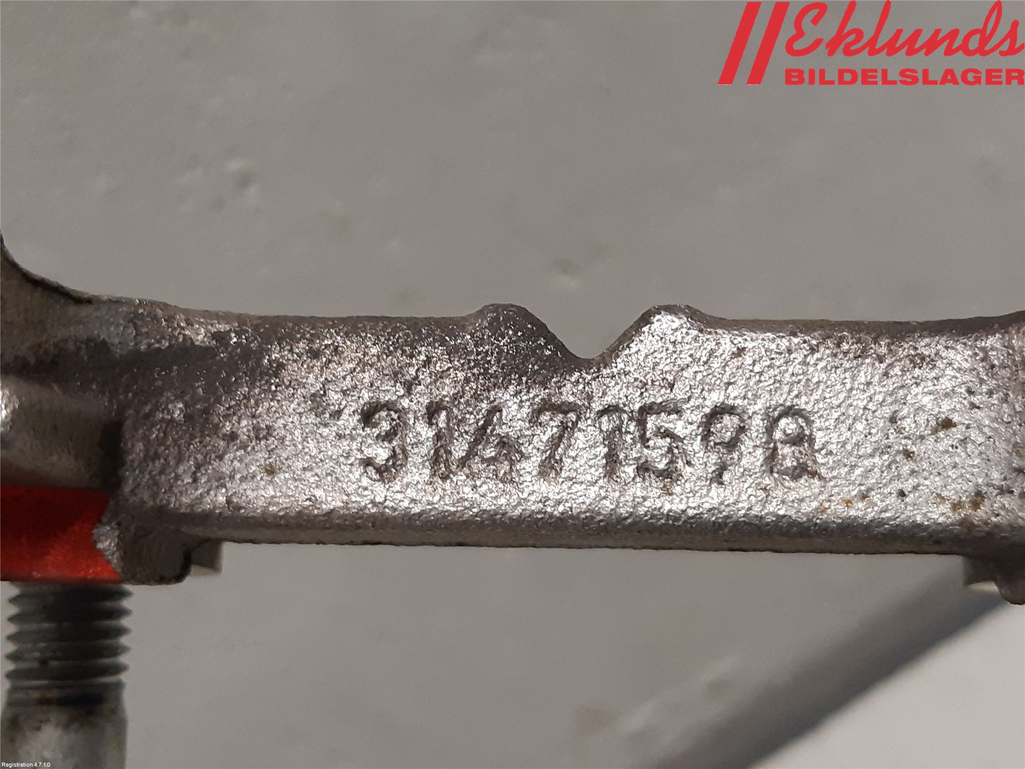 Volvo XC90/RECHARGE 16- Bromsokshållare