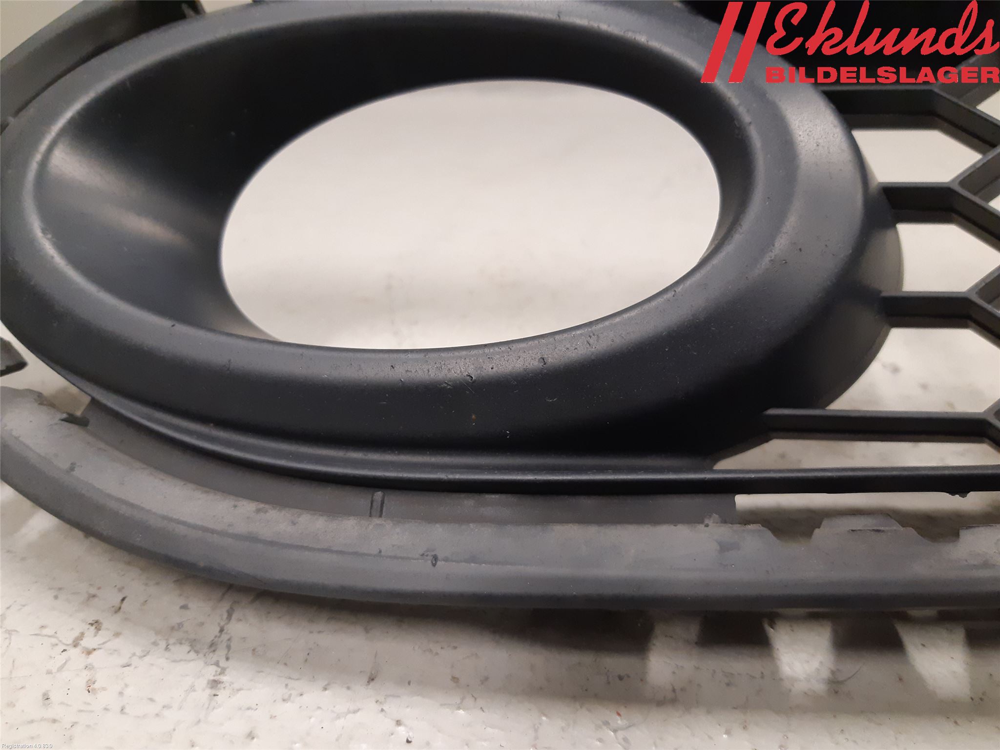 Honda HR-V 15-21 Dimljussarg Fram