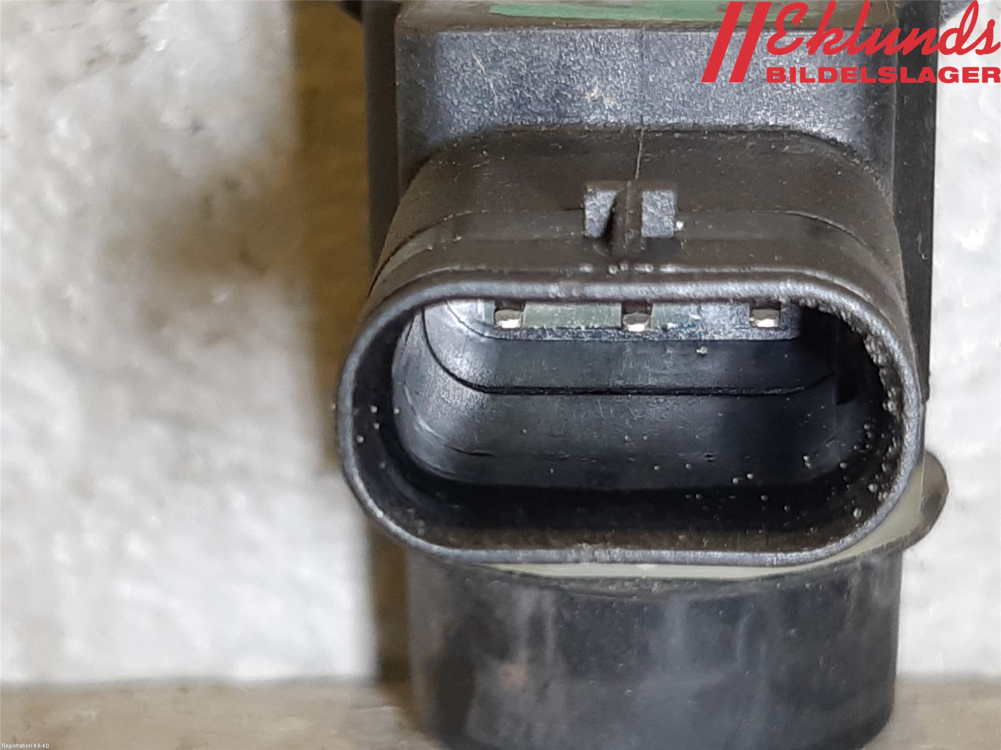 Volvo V40 CROSS COUNTRY 13-19 Parkeringshjälp Frontsensor