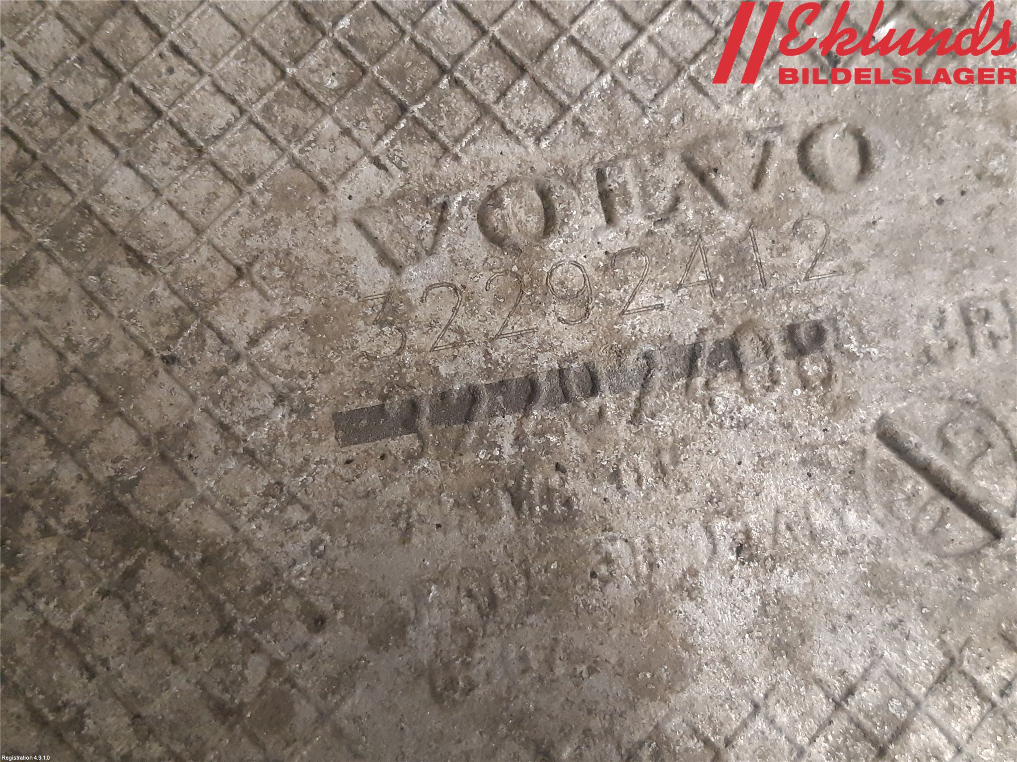 Volvo V60 19- Bärarm Bak Höger