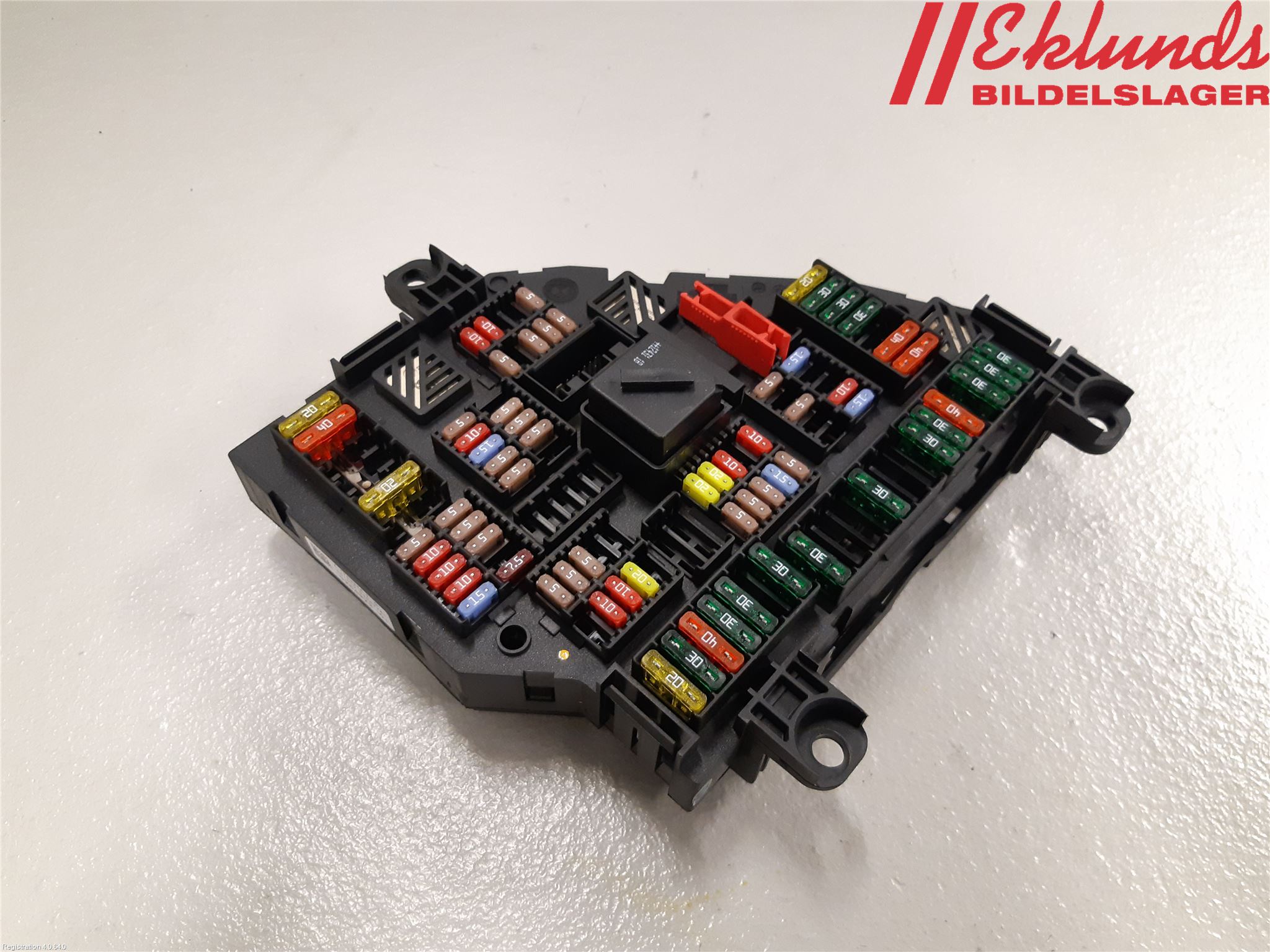 BMW 5 F10/F11/F18 09-17 Säkringsdosa-Elcentral