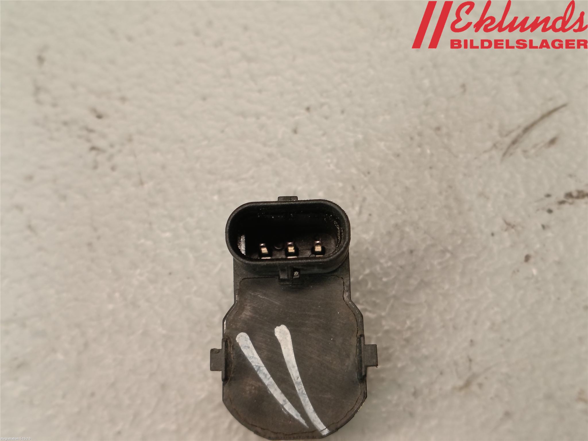 Audi A4 ALLROAD 09-16 Parkeringshjälp Frontsensor