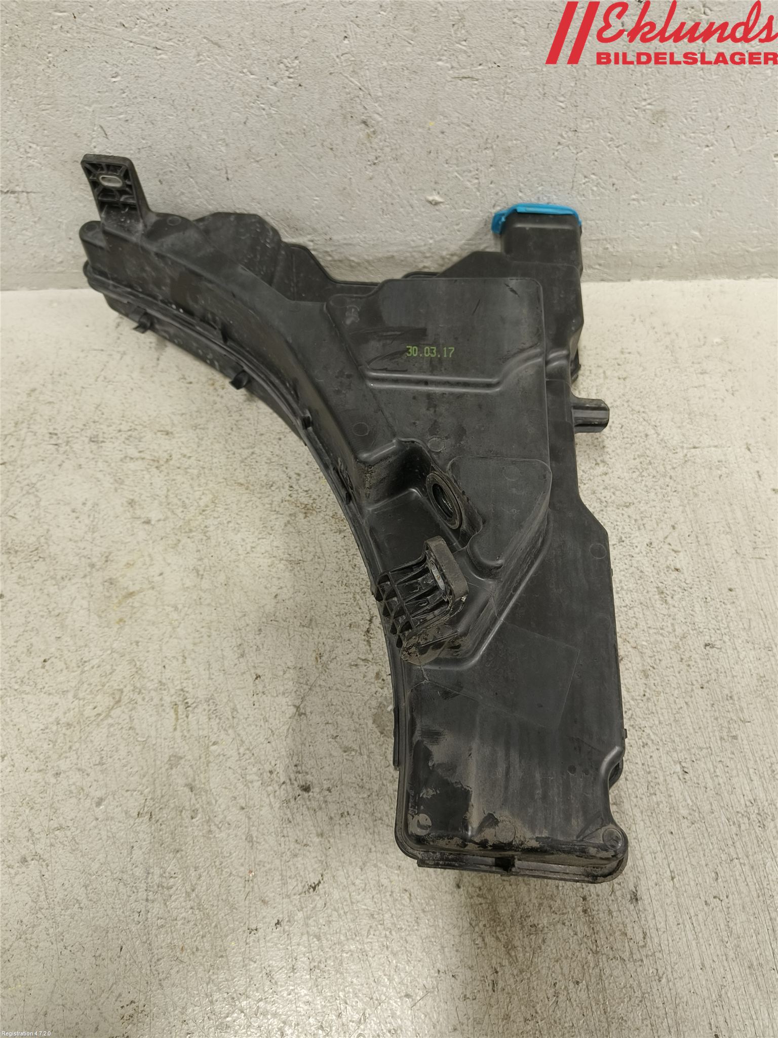 Audi A5 17- Spolartank Vindruta