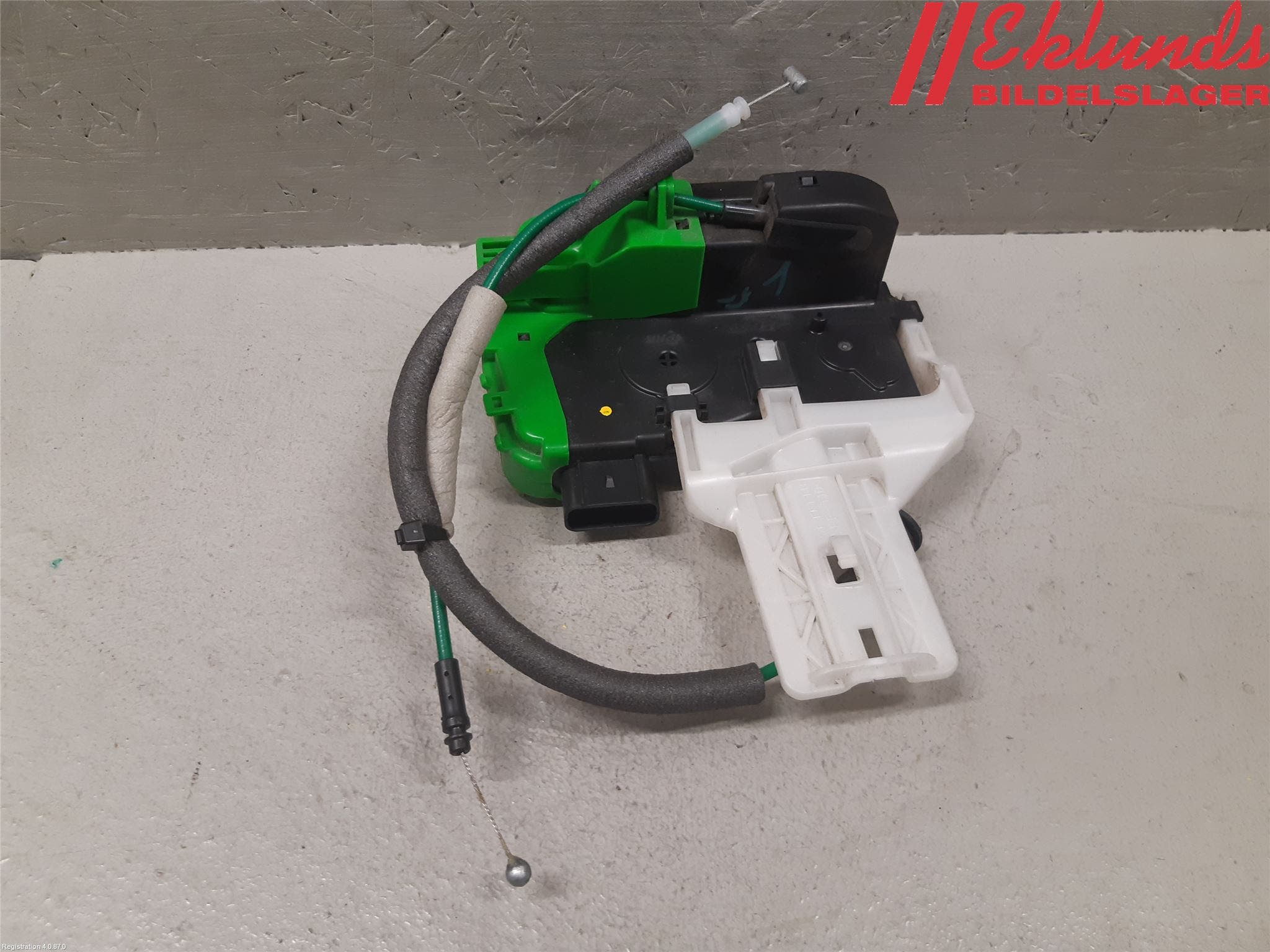 Hyundai i40 16-18 Låskista-Dörrlås