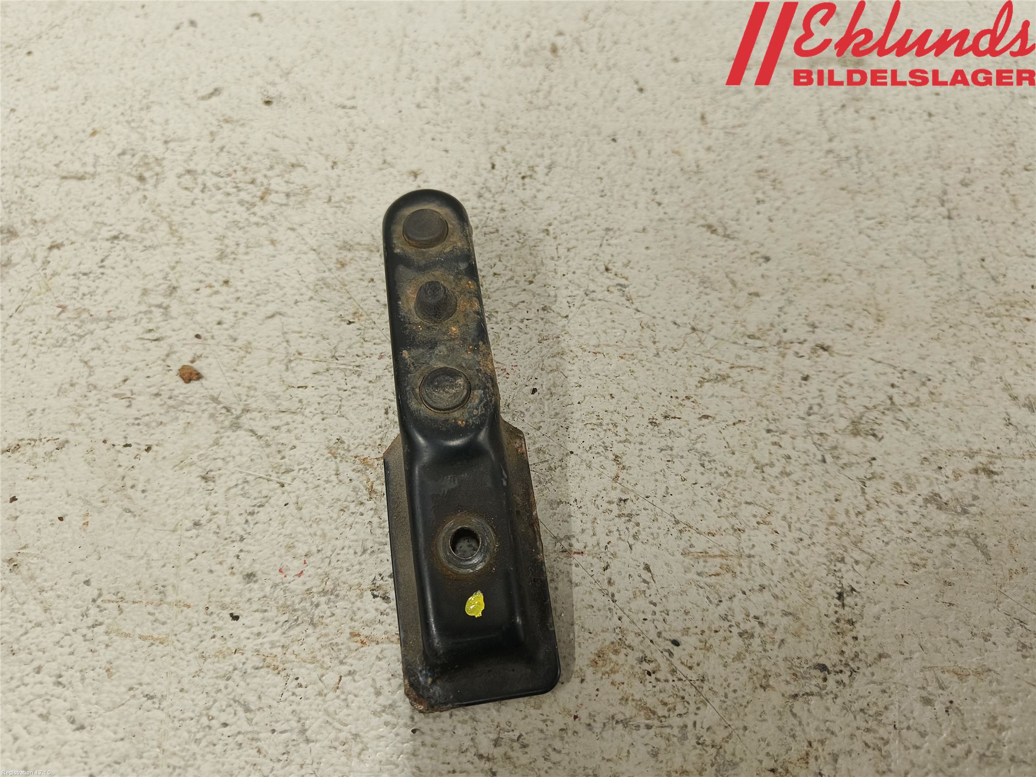 Volvo 940 91-98 Kylarfäste-Ram-Balk