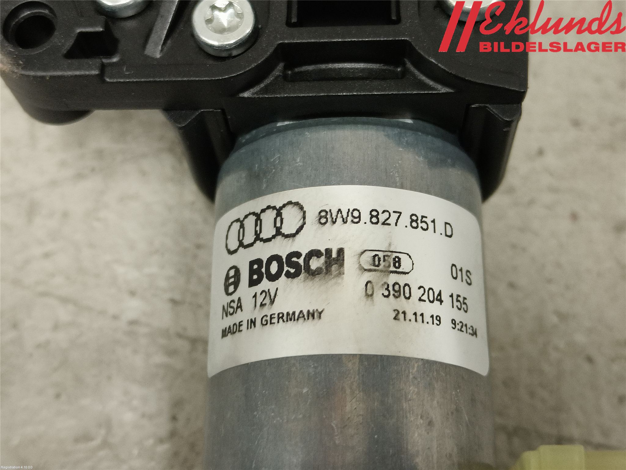 Audi A4/S4 B9 20- Bakluckeöppnare Automatisk