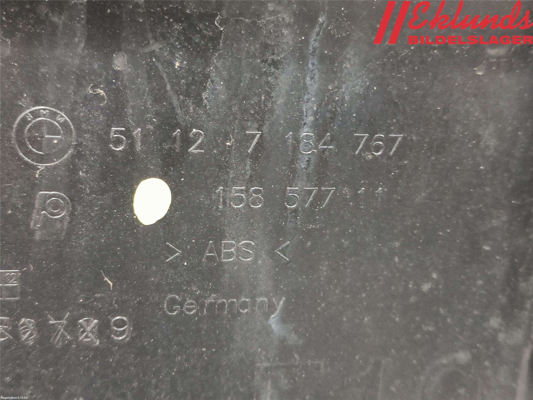BMW 5 F10/F11/F18 09-17 Stötfångarfäste Bak Vä