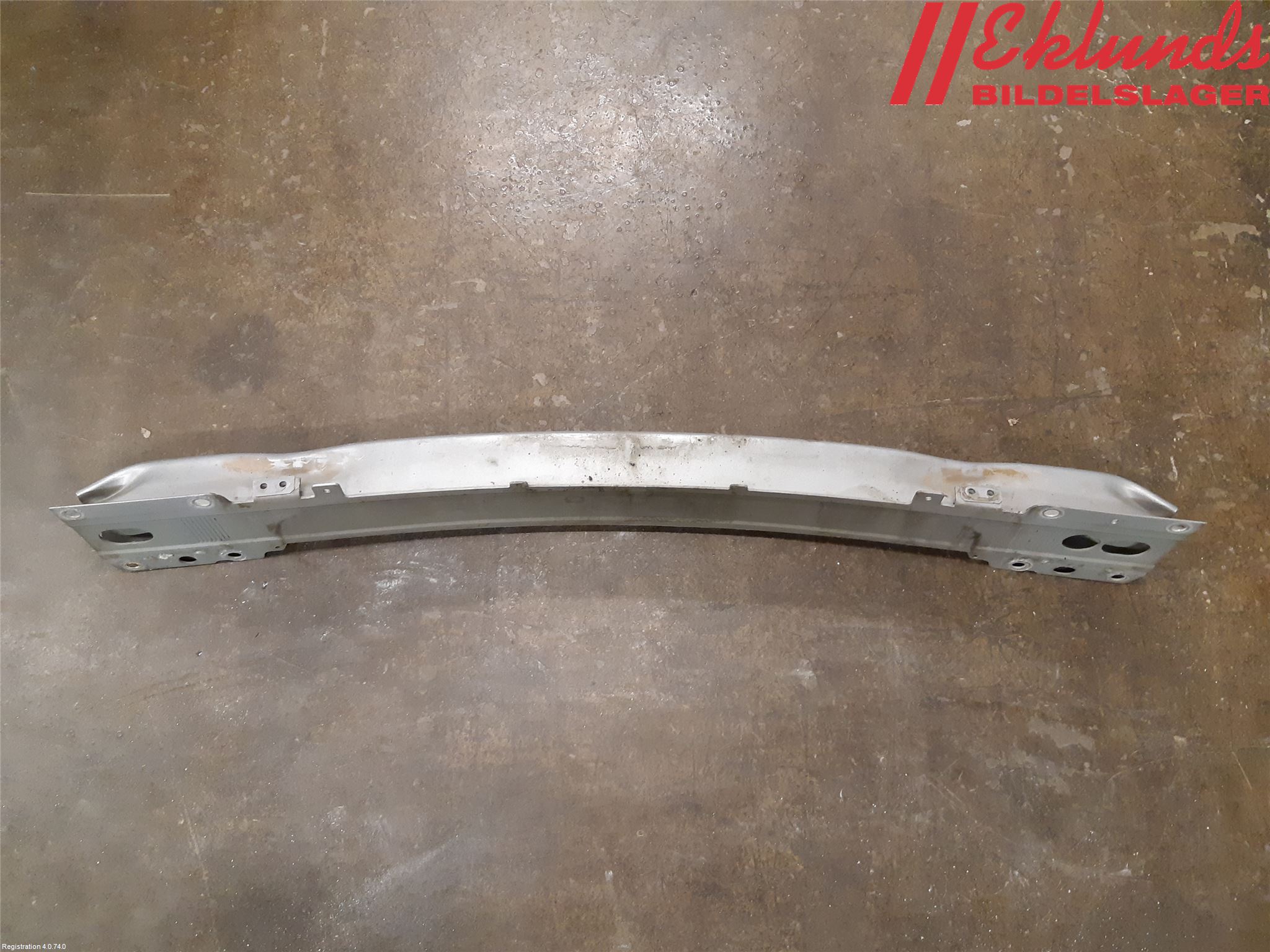 Volvo V70 08-13 Stötfångarbalk Fram