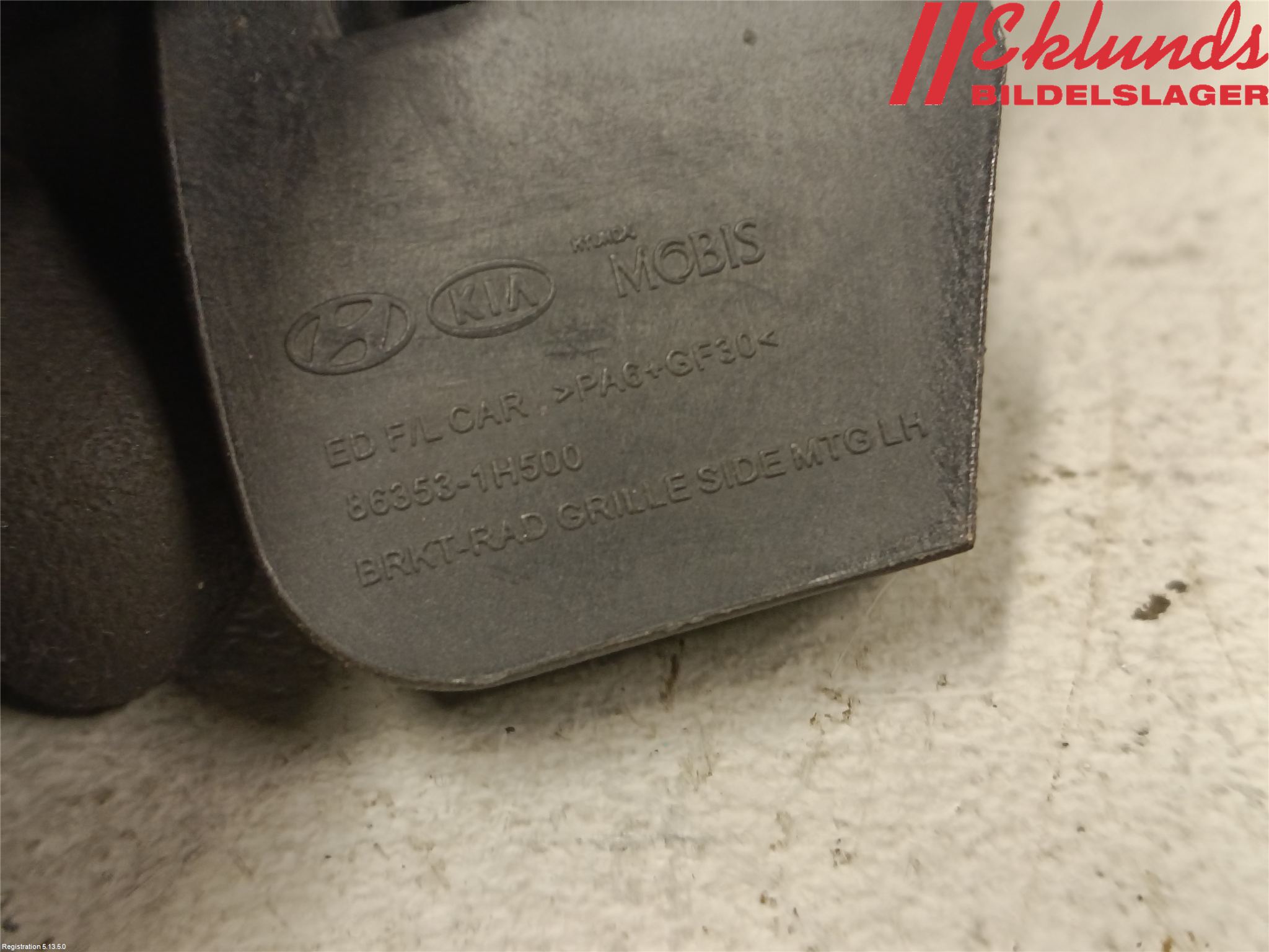 Kia CEED 06-12 Stötfångarfäste Fram Vä