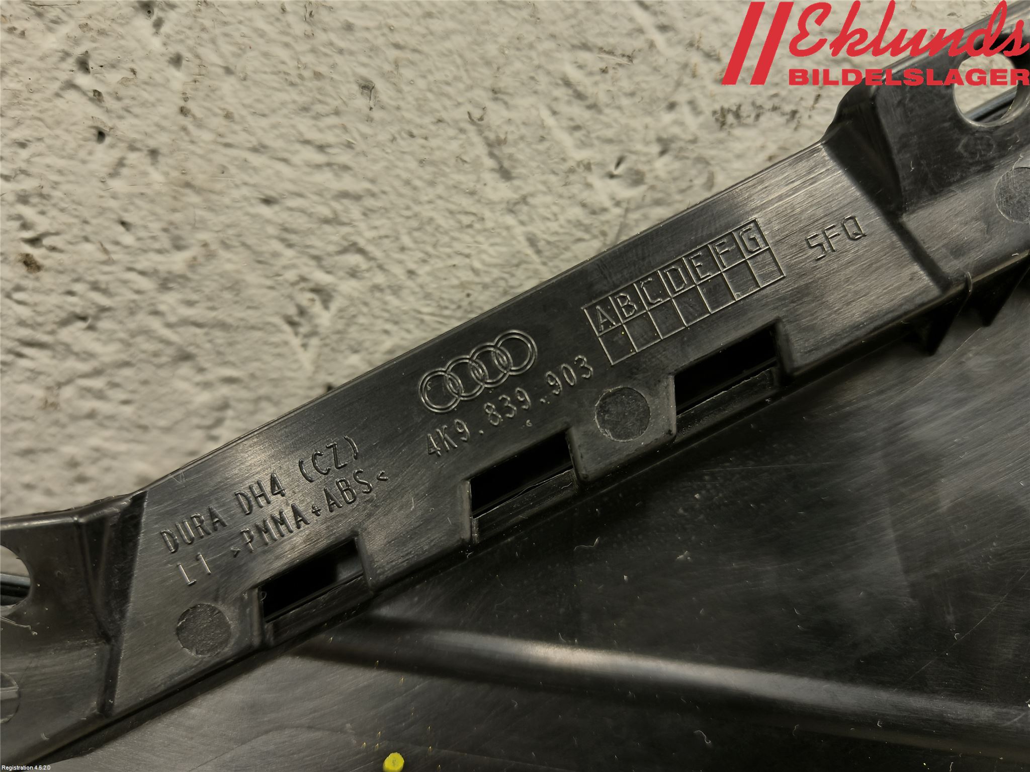 Audi A6 F2/C8 19- Dörr Dekorlist Bak Vä