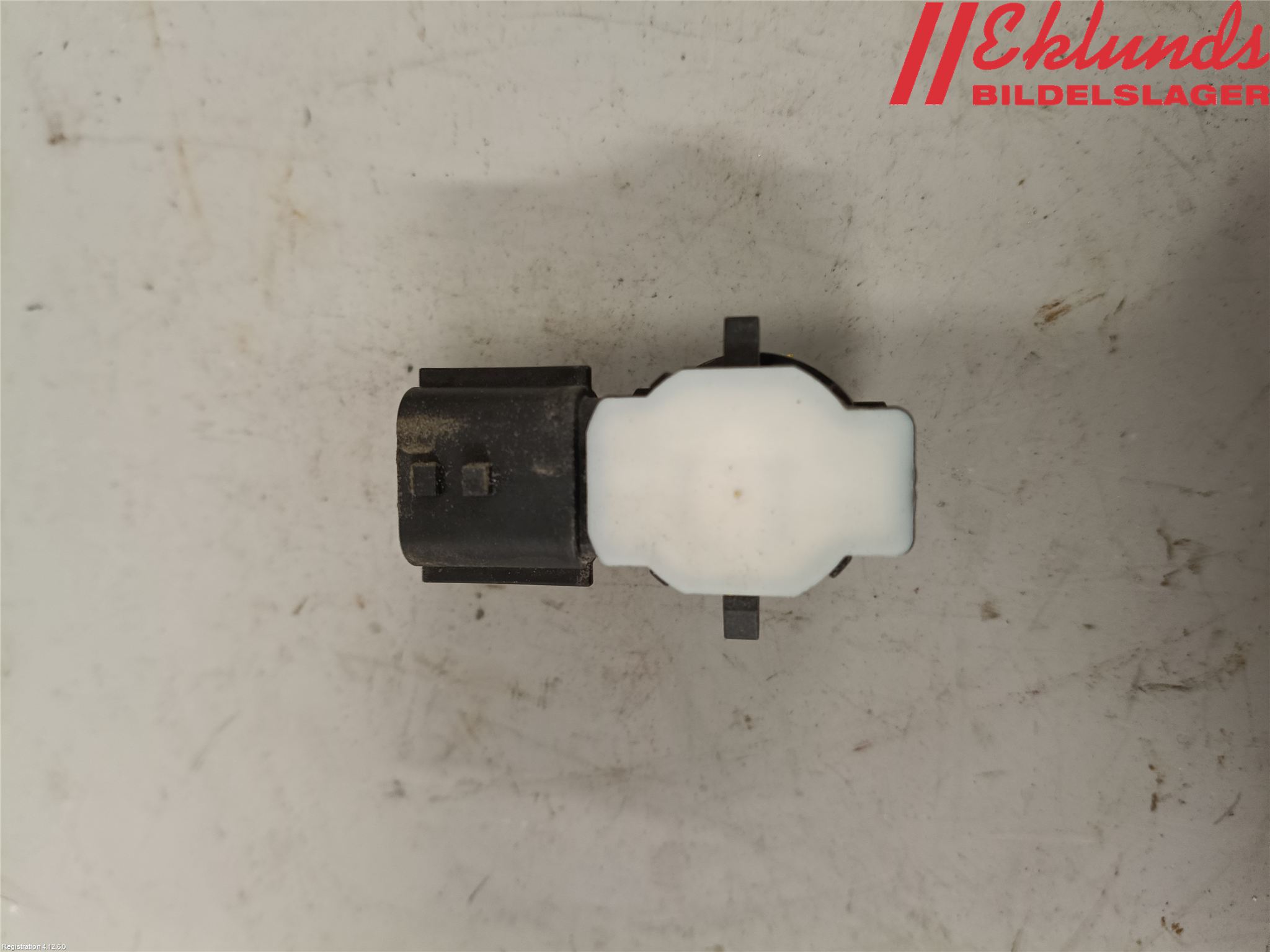 Renault CLIO IV 16-19 Parkeringshjälp Backsensor