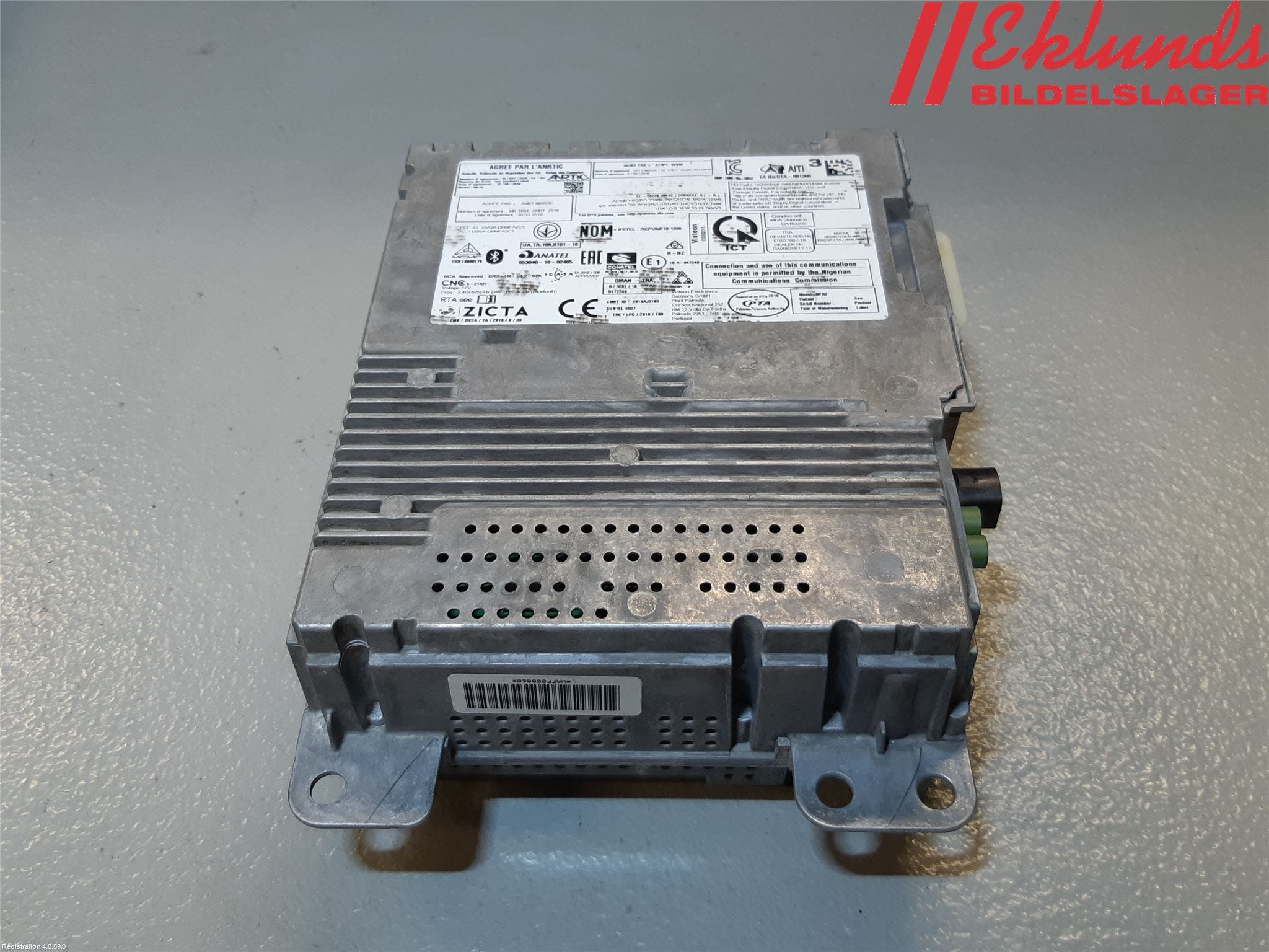 Mercedes-Benz MB SPRINTER (W907/W910) 19- Radio-Stereo Förstärkare