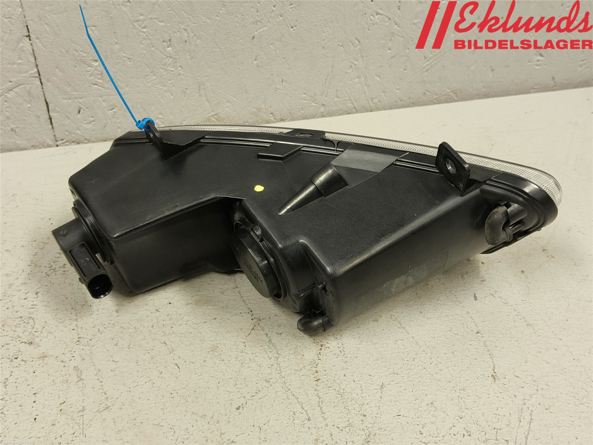 Volkswagen VW POLO 10-17 Dimljus-Varselljus Fram