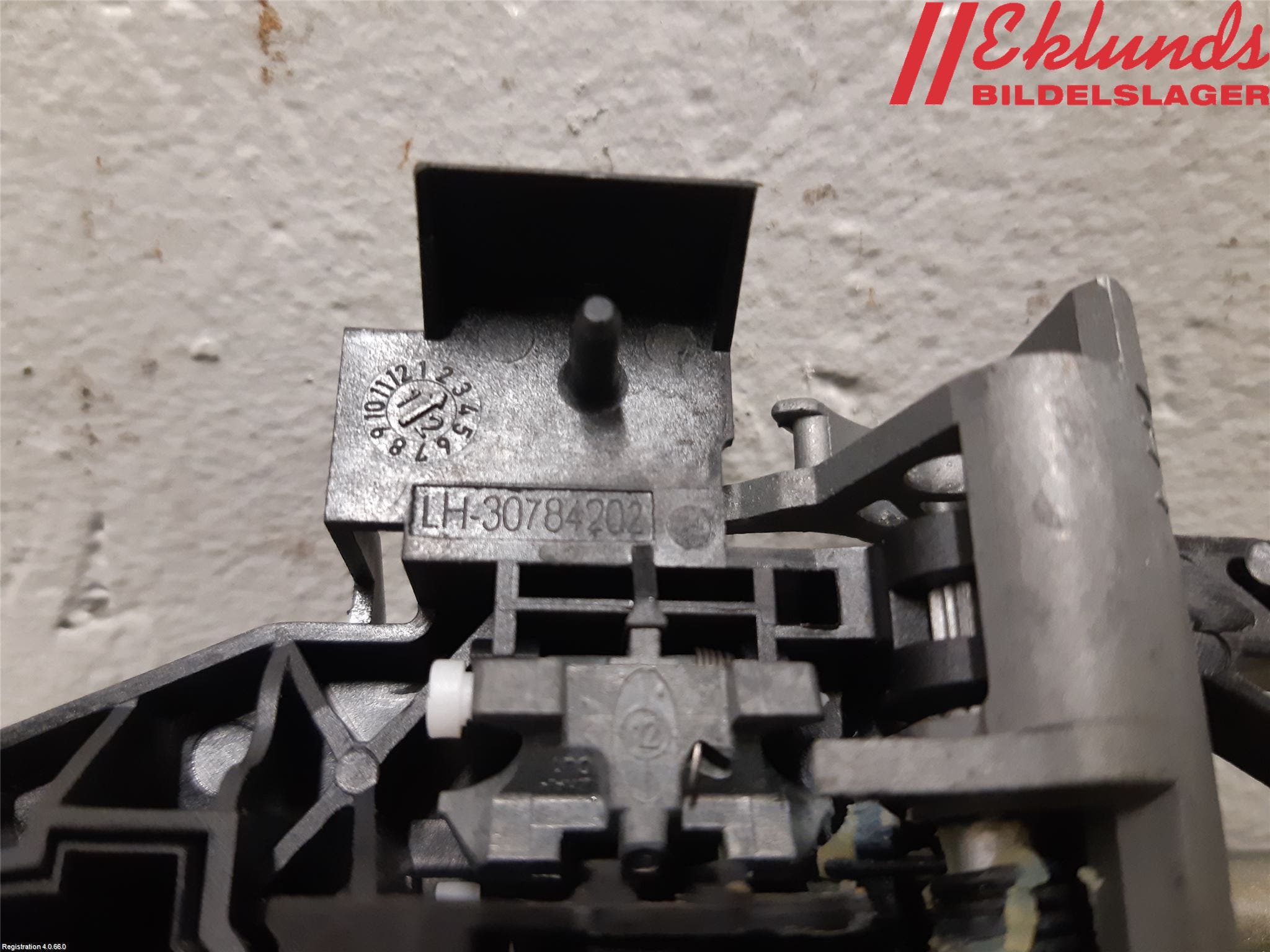 Volvo V70 08-13 Dörrhandtag Yttre Vä