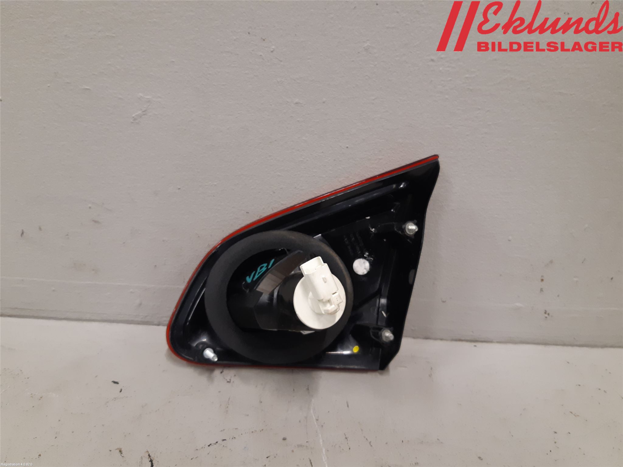 Nissan QASHQAI 10-14 Bakljus Lucka Vä