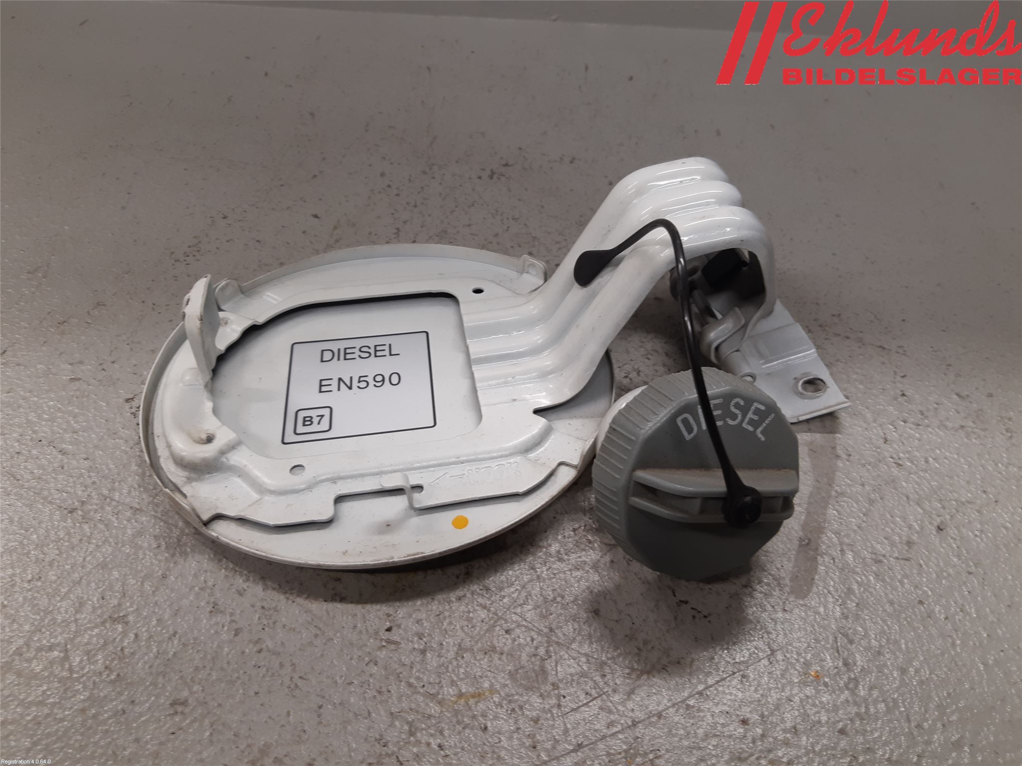 Mitsubishi L200 16-23 Tanklucka