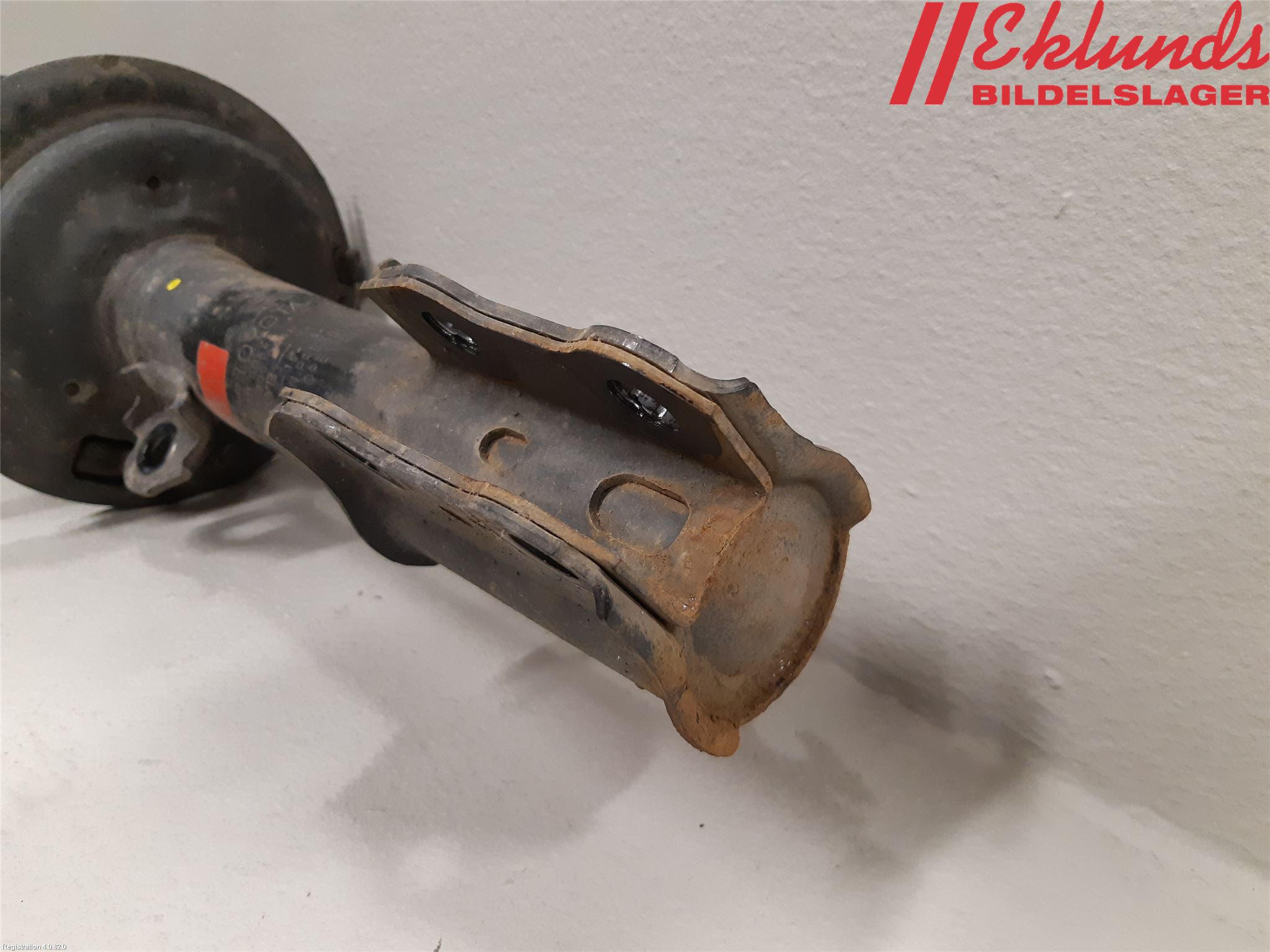 Toyota YARIS XP130 15-20 Fjäderben Fram Vänster