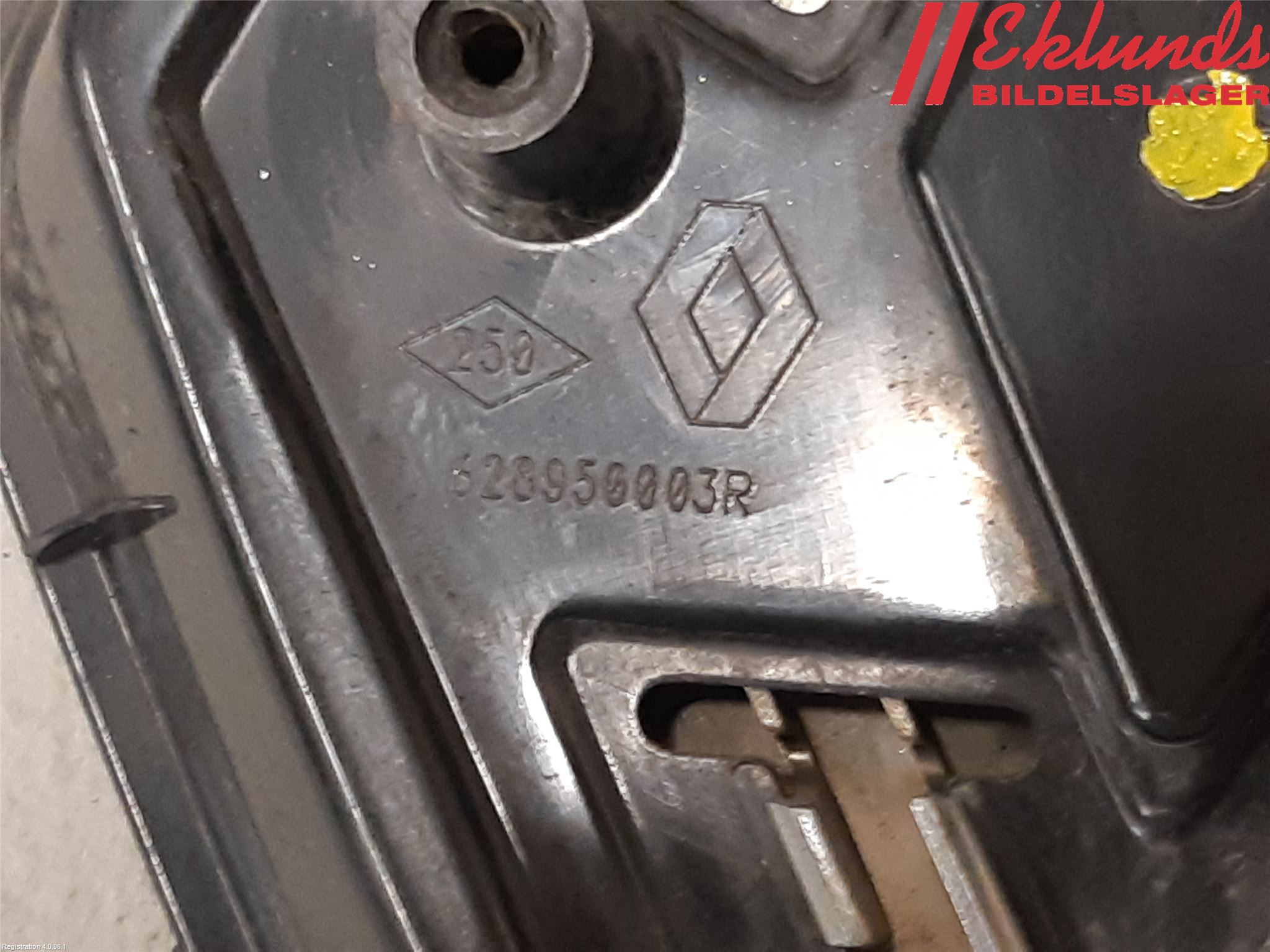 Renault MASTER III  10-14 Emblem