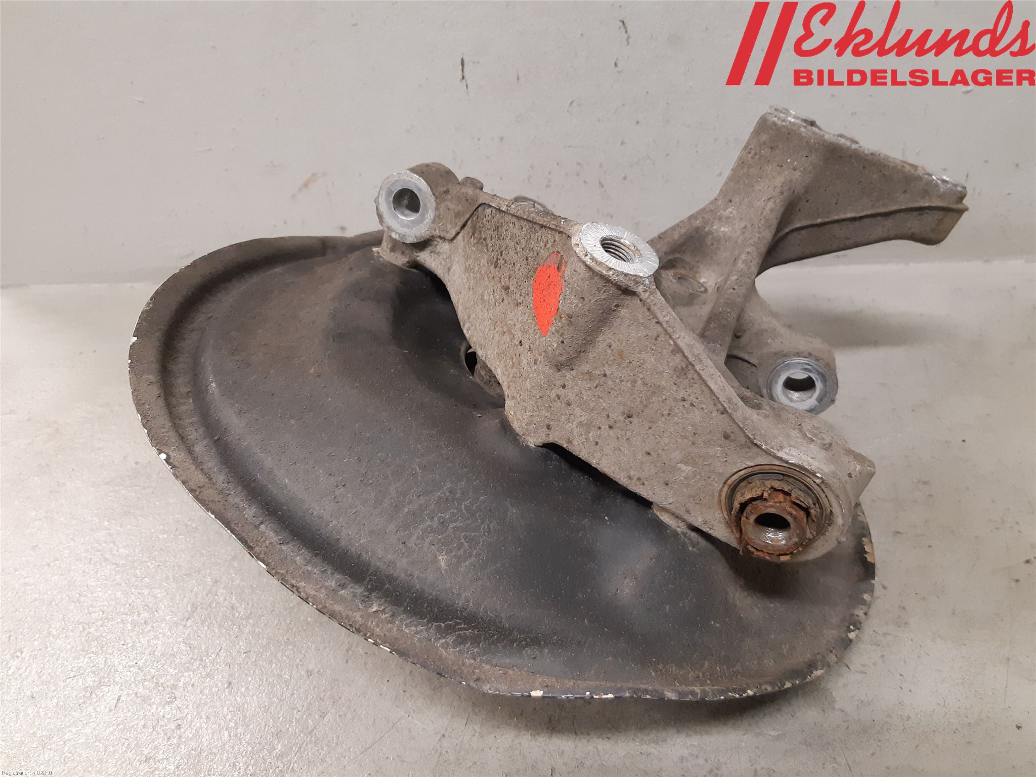 Volkswagen VW PASSAT 11-14 Hjullagerhus-Spindel Vä B