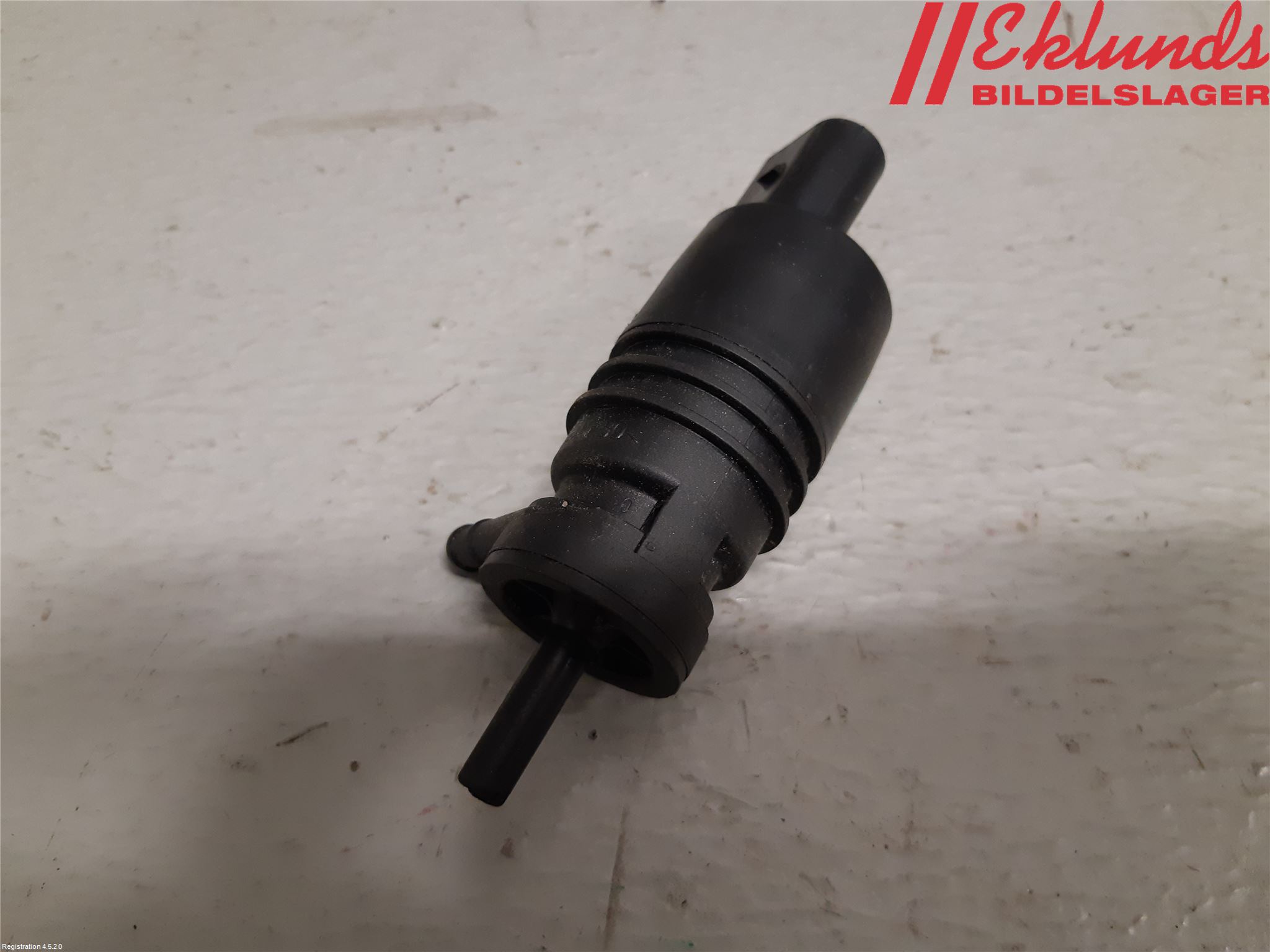 BMW 5 F10/F11/F18 09-17 Spolarpump Baklucka