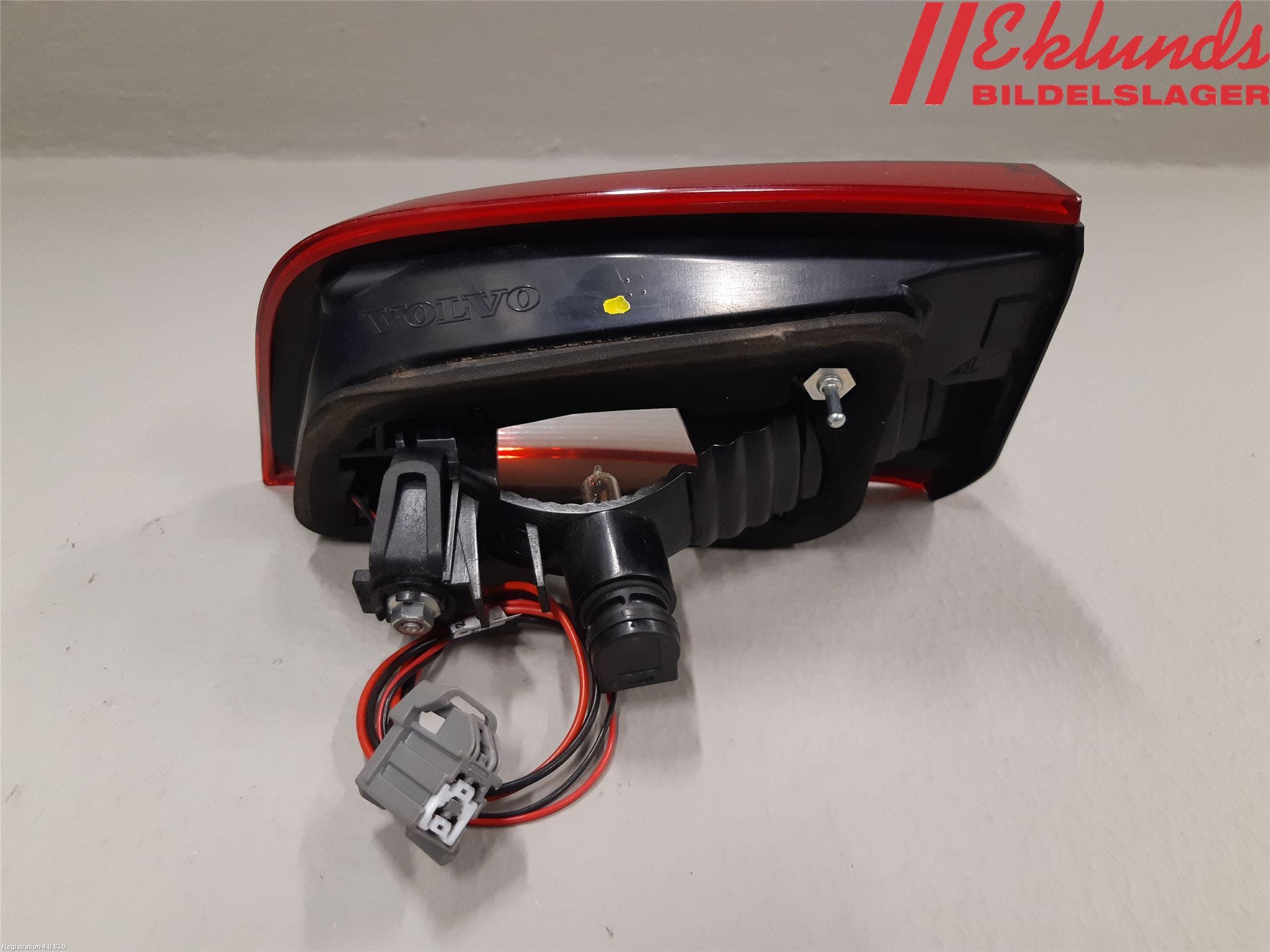 Volvo S60 11-13 Bakljus Lucka Vä