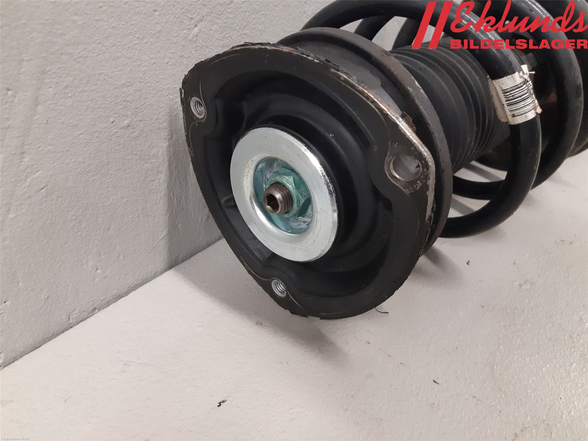 Volkswagen VW GOLF / E-GOLF VII 13-20 Fjäderben Fram Höger