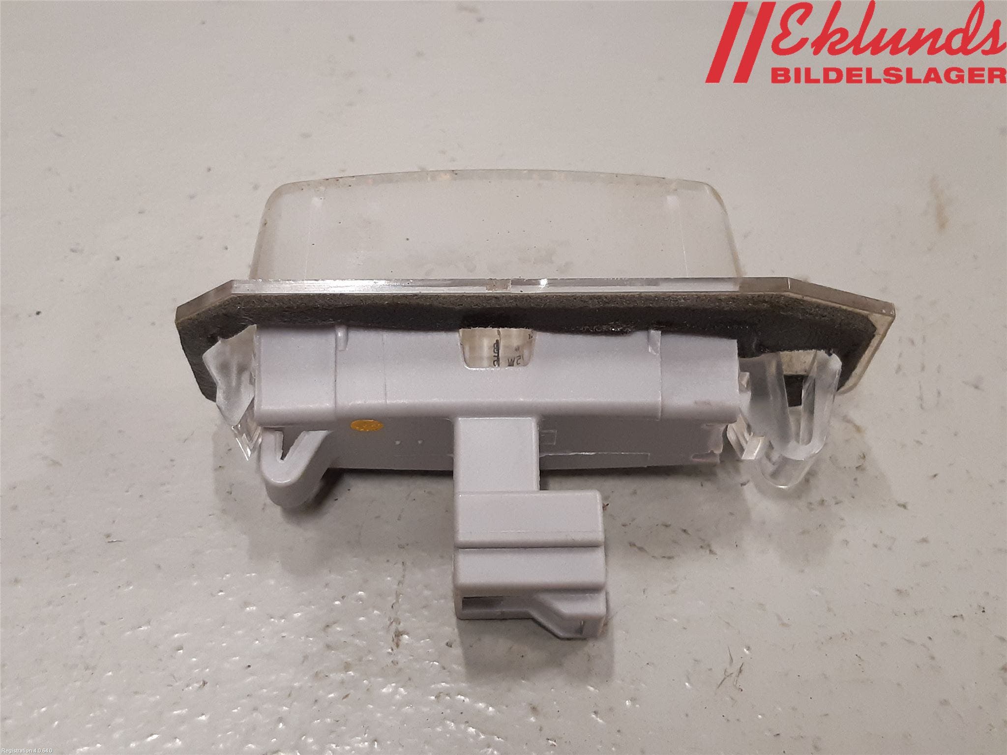 Mitsubishi OUTLANDER 13-21 Skylt Belysning