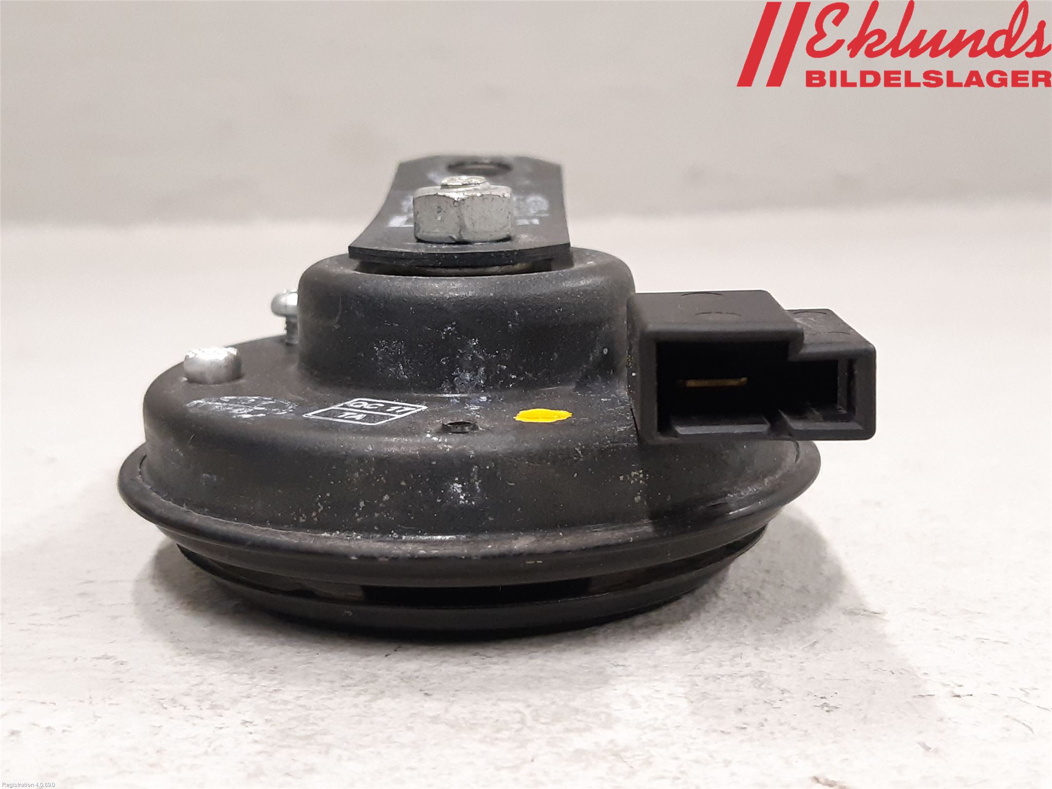 Toyota YARIS XP130 15-20 Signalhorn