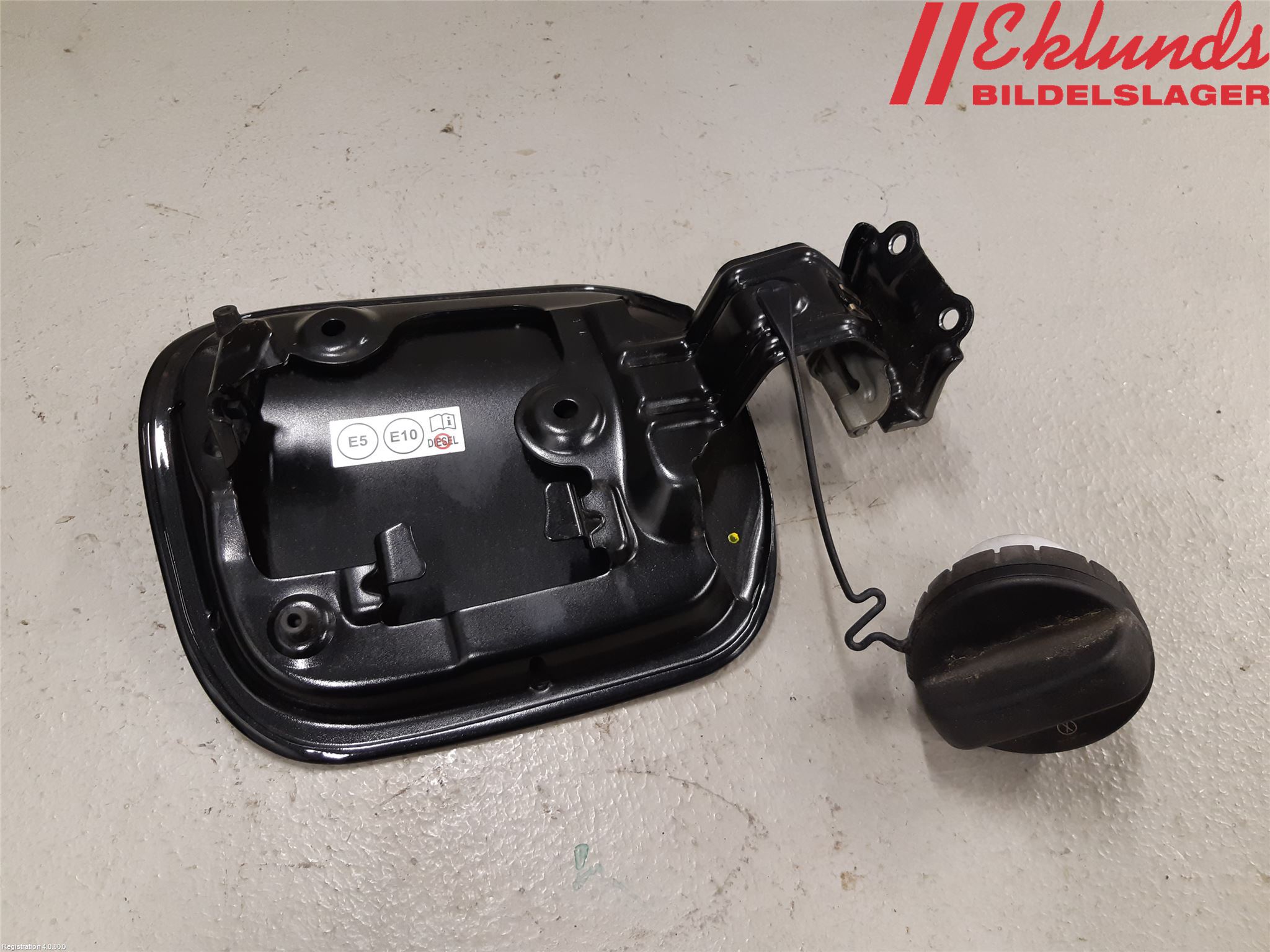 Toyota C-HR 16-23 Tanklucka