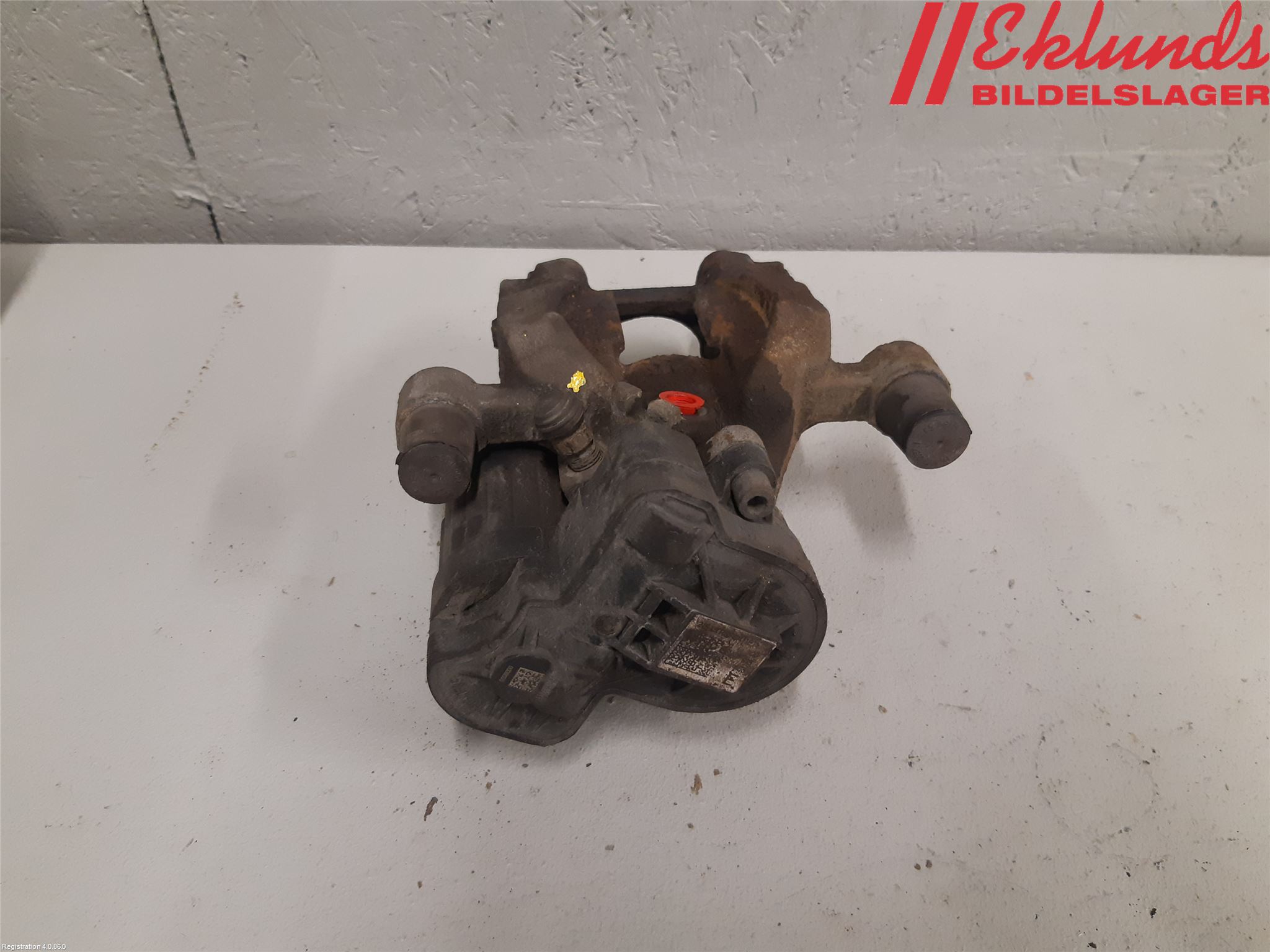 Volkswagen VW PASSAT 15-19 Bromsok Bak Vänster