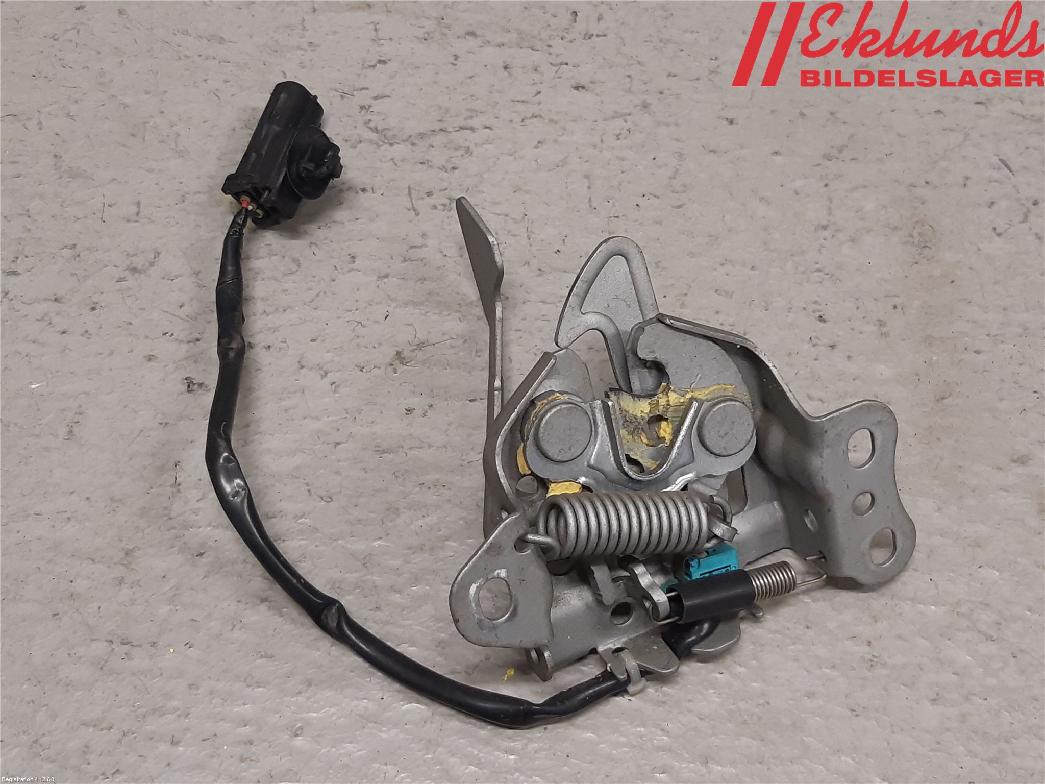 Suzuki VITARA 15- Huvlås