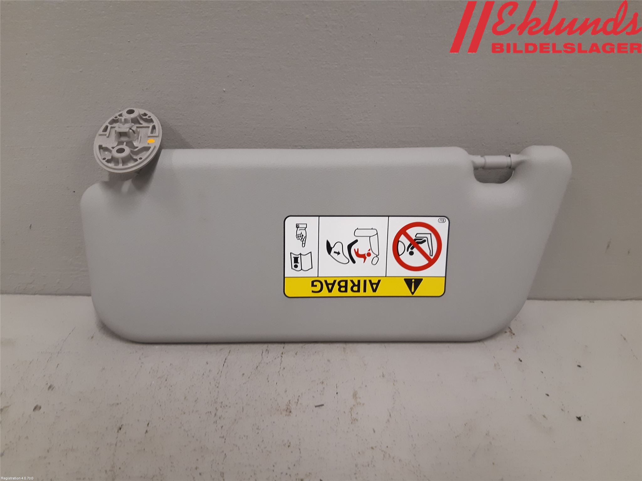Toyota YARIS XP130 15-20 Solskydd
