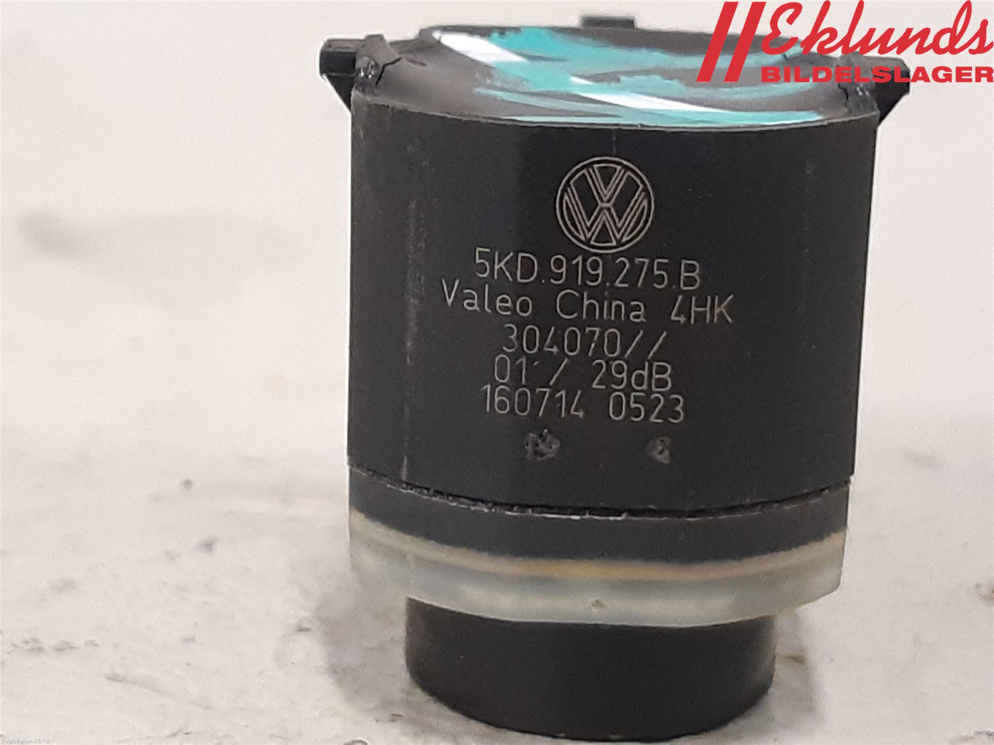 Volkswagen VW PASSAT 11-14 Parkeringshjälp Frontsensor