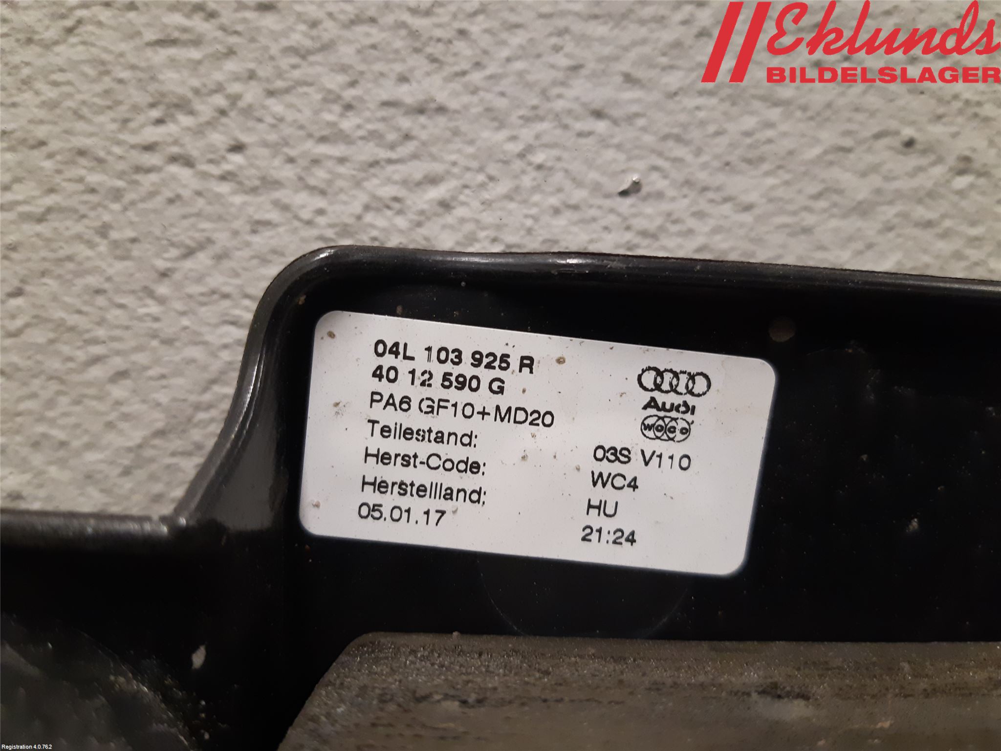 Audi Q2/SQ2 17- Motorkåpa