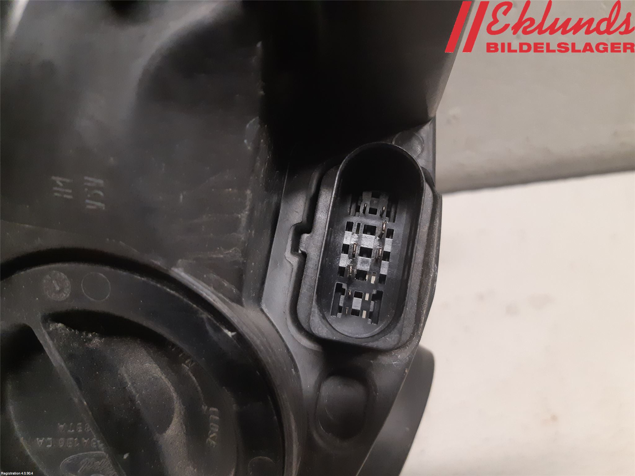 Ford C-MAX II  11-14 Strålkastare Höger