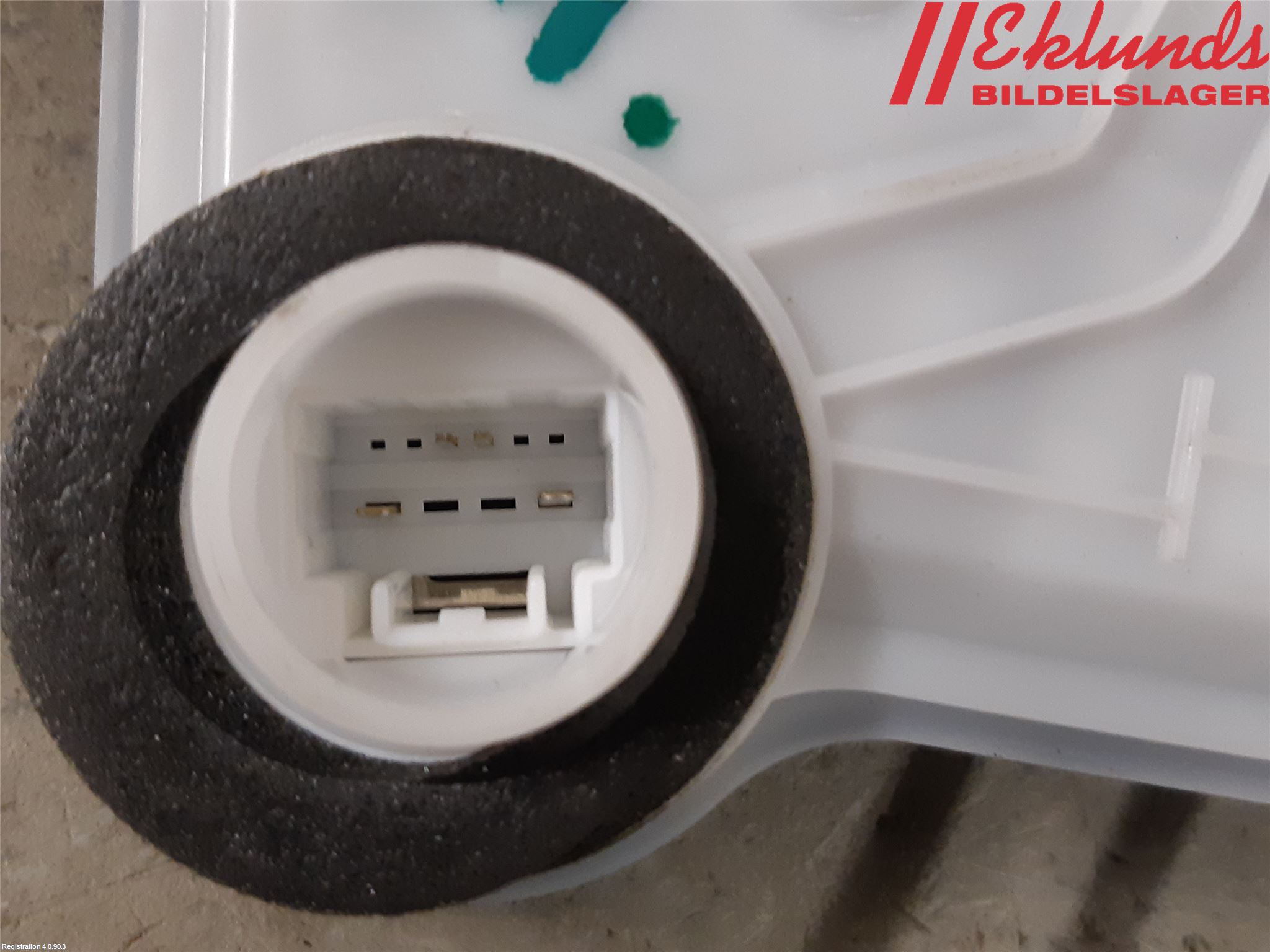 Toyota COROLLA 19- Låskista-Dörrlås