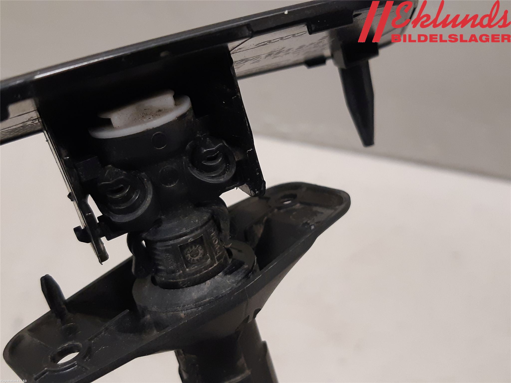 Audi A6/S6 4G 11-18 Spolarmunstycke Strålkastare