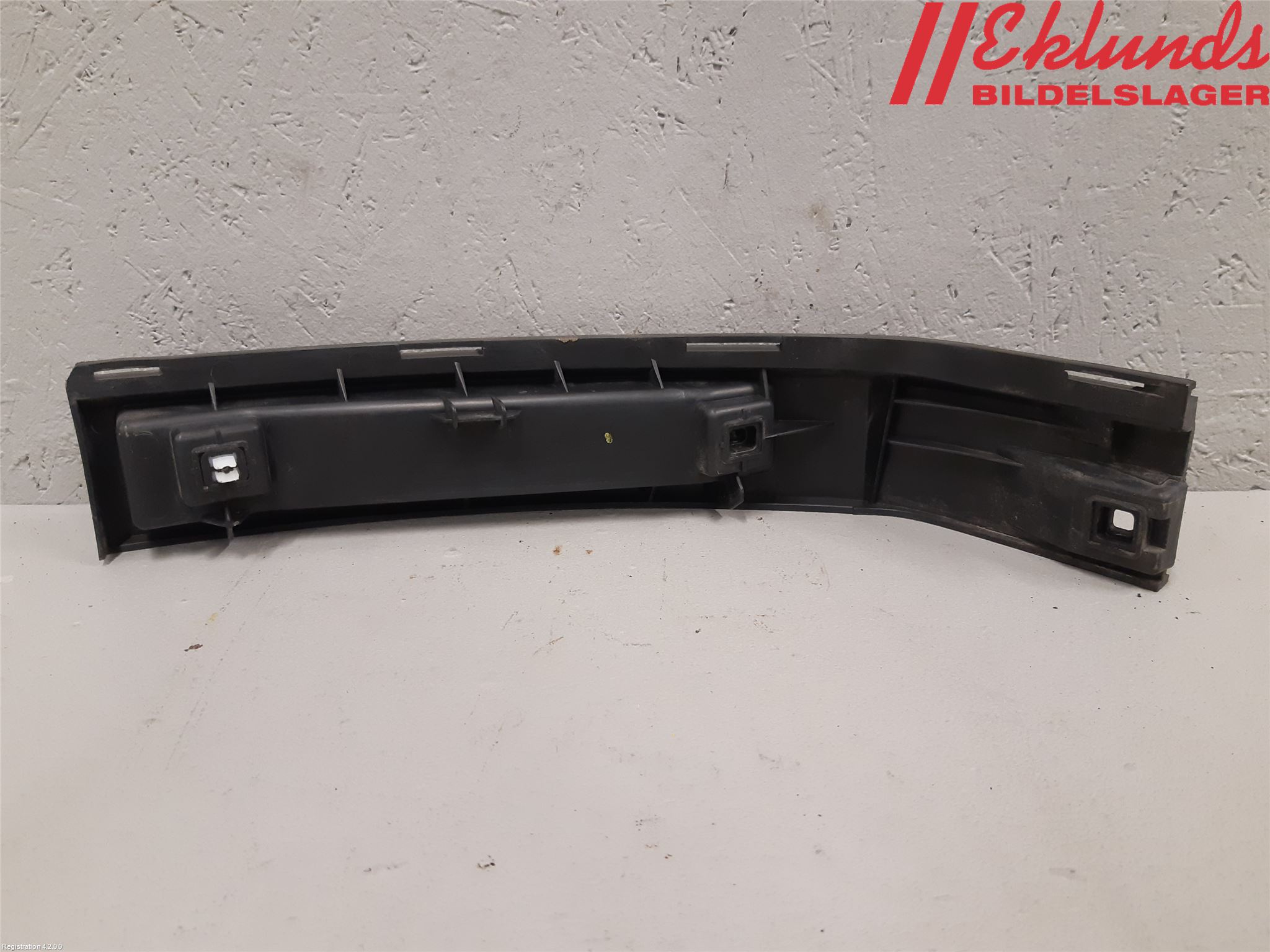 Volvo S80 07-13 Stötfångarfäste Bak Vä