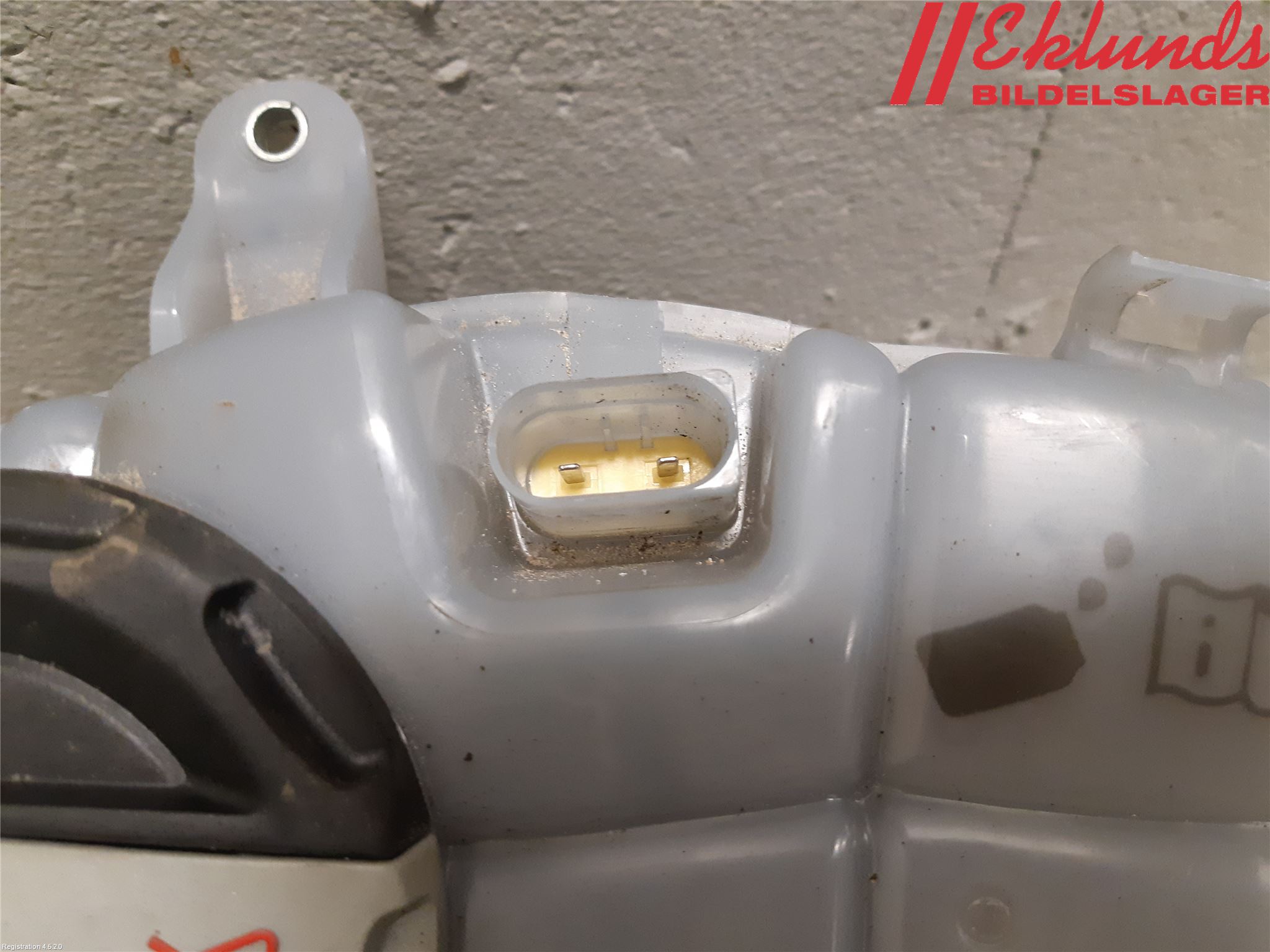 Audi A6 F2/C8 19- Expansionstank