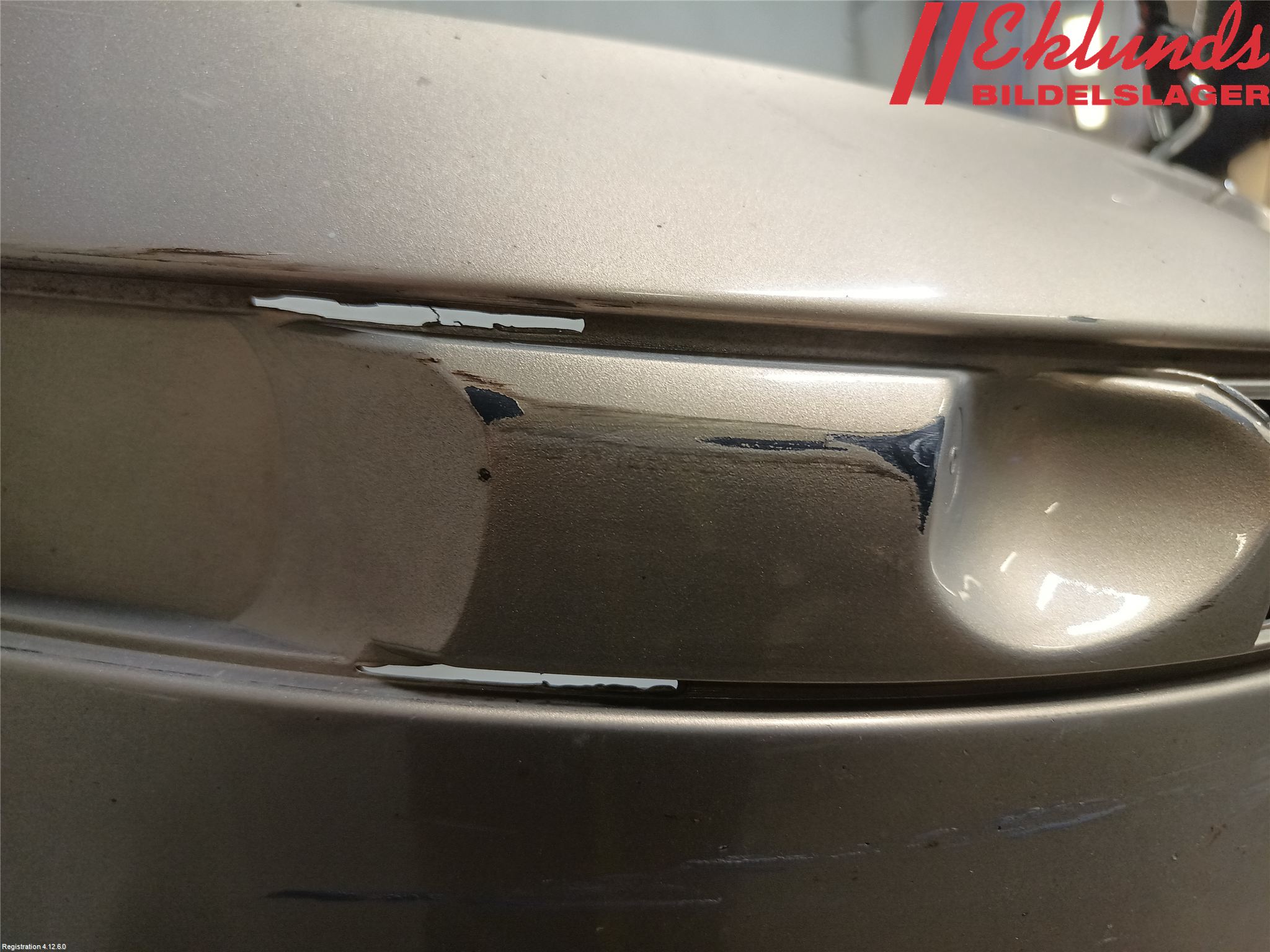 Volvo V70 00-04 Stötfångarbeklädnad Fram