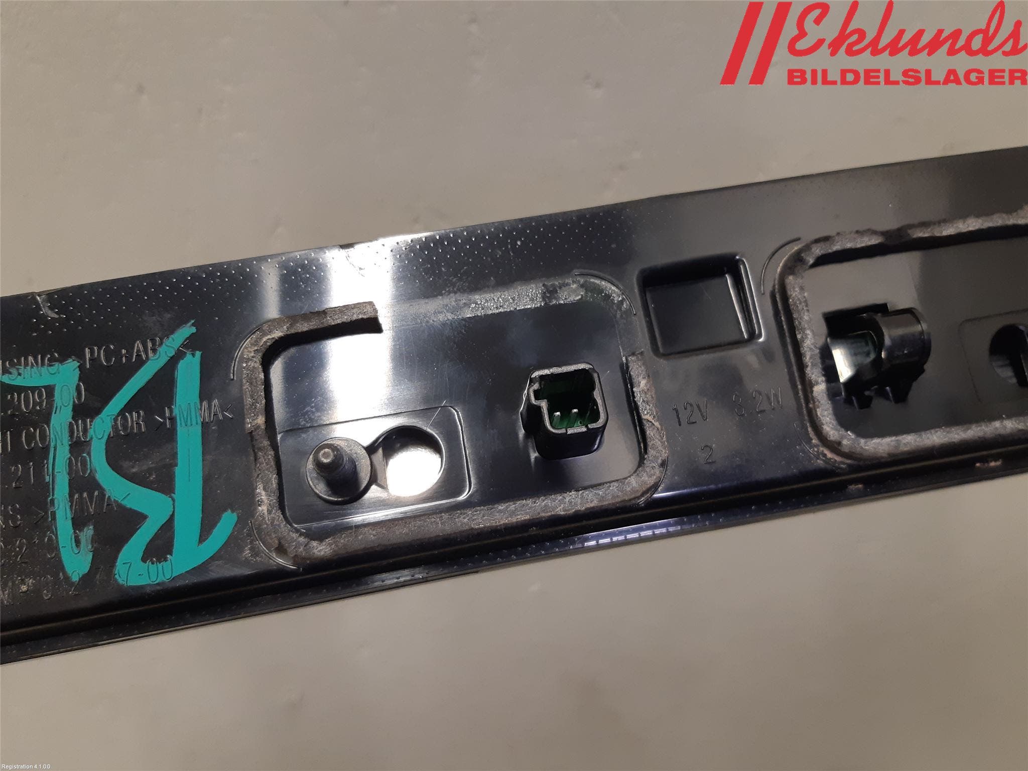 Opel INSIGNIA 17- Bromsljus Bakruta