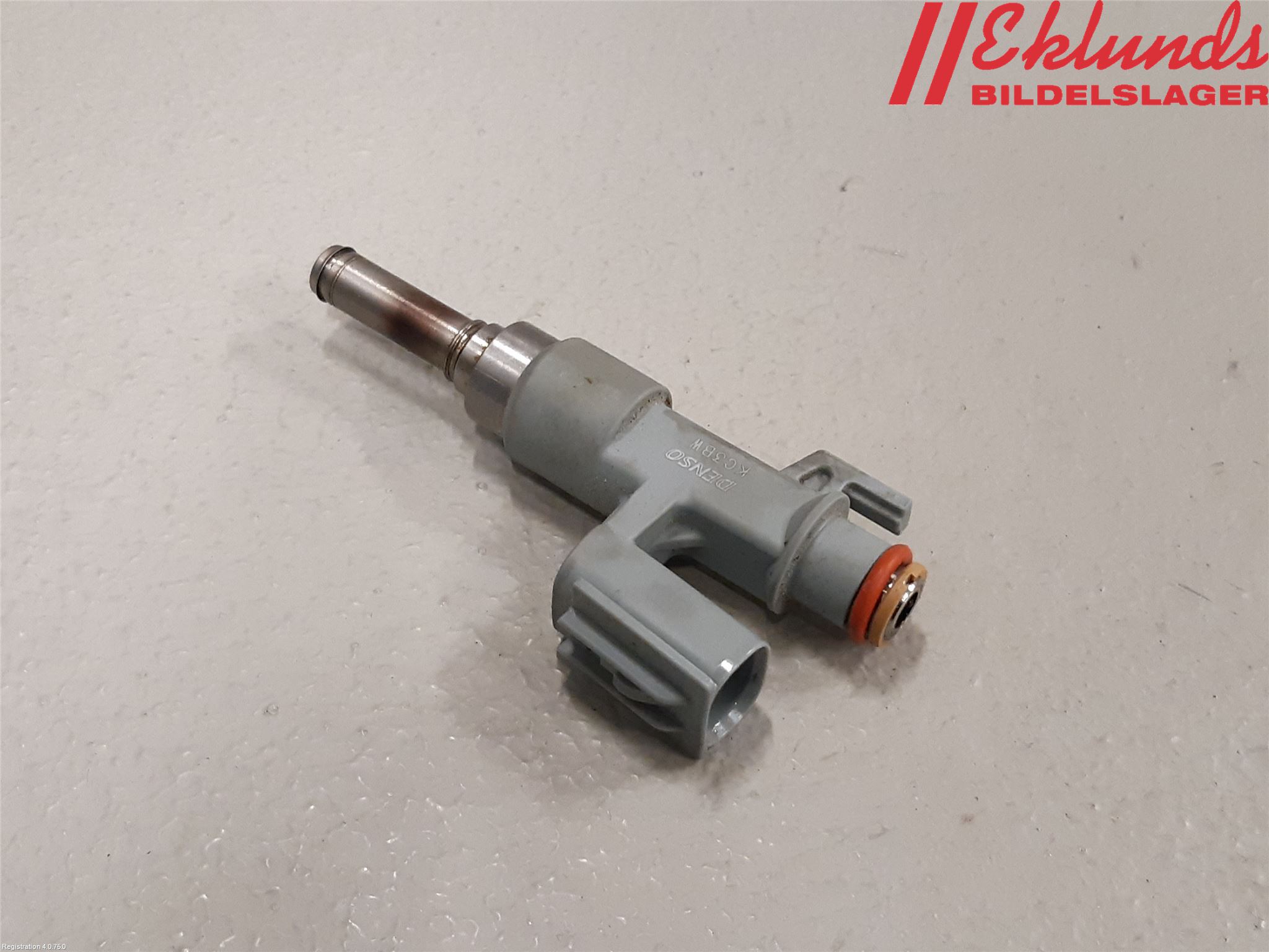 Toyota RAV4 19- Injspridare