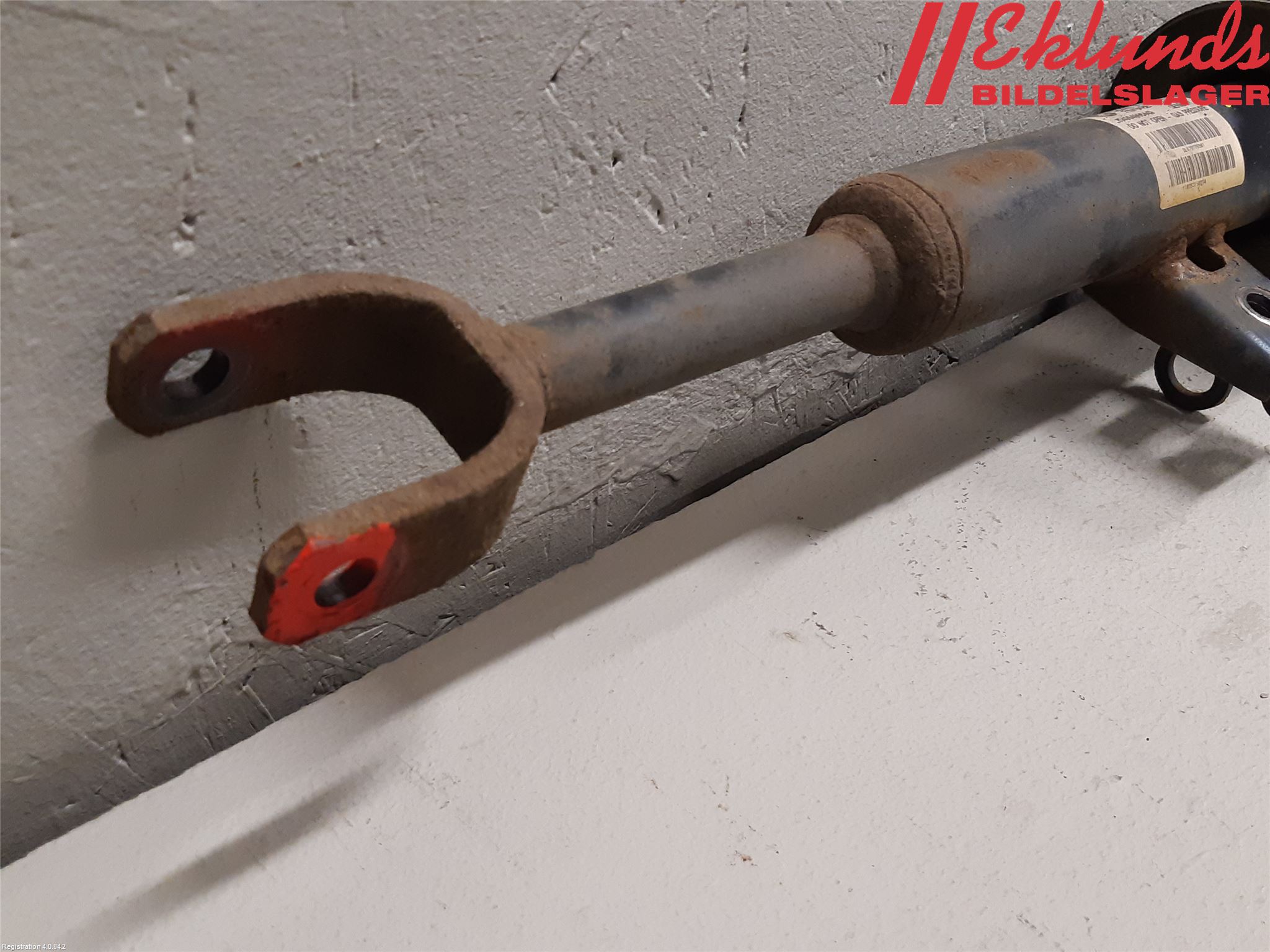 BMW 5 F10/F11/F18 09-17 Fjäderben Fram Vänster